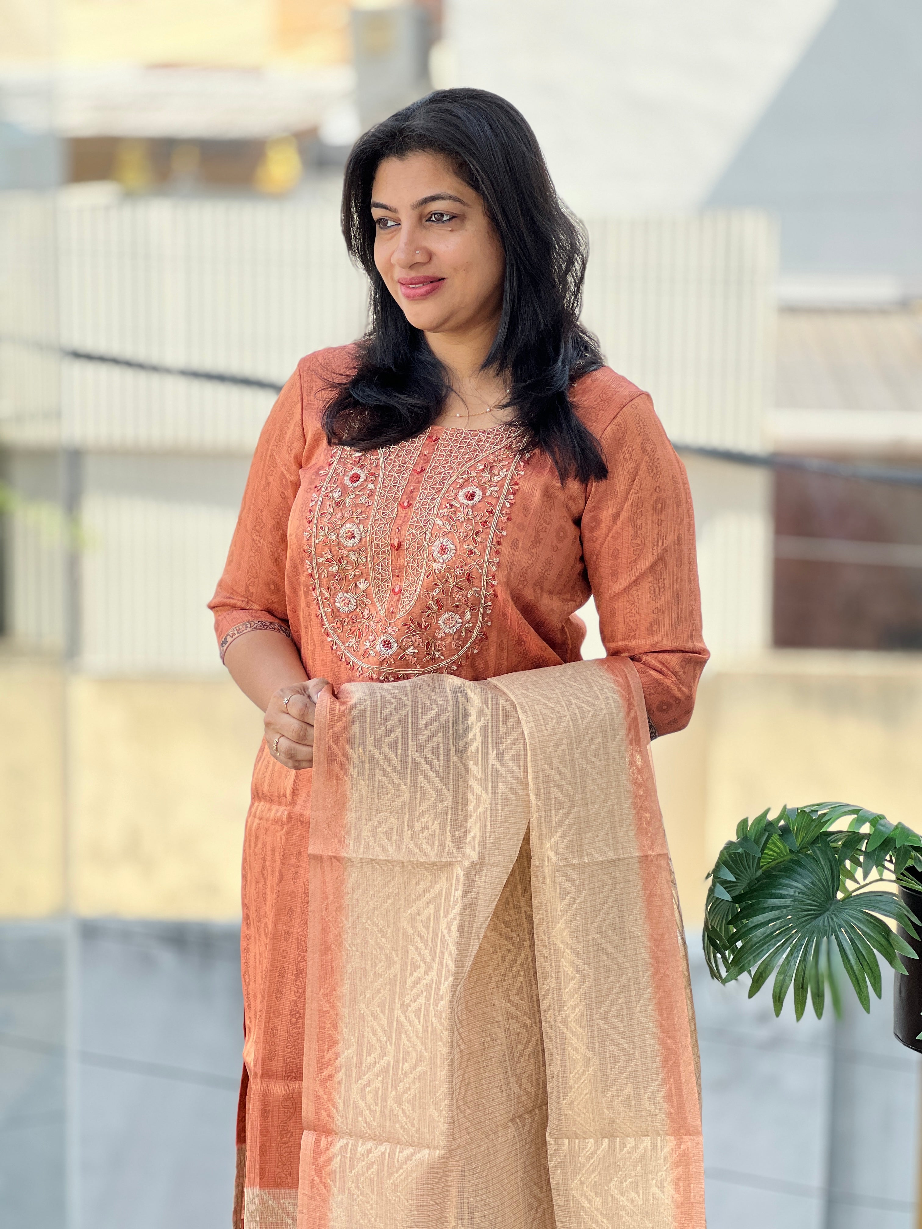 Embroidery Detailed Unstitched Salwar Set | MM468