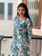 Floral Print Muslin Finish Kurta | FW154