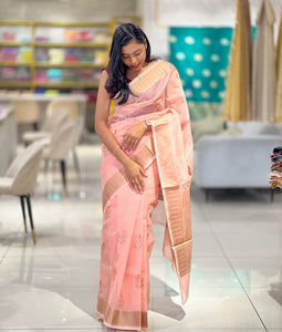 Scattered Floral Butta Detailed Kota Saree | RR208