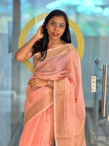 Scattered Floral Butta Detailed Kota Saree | RR208