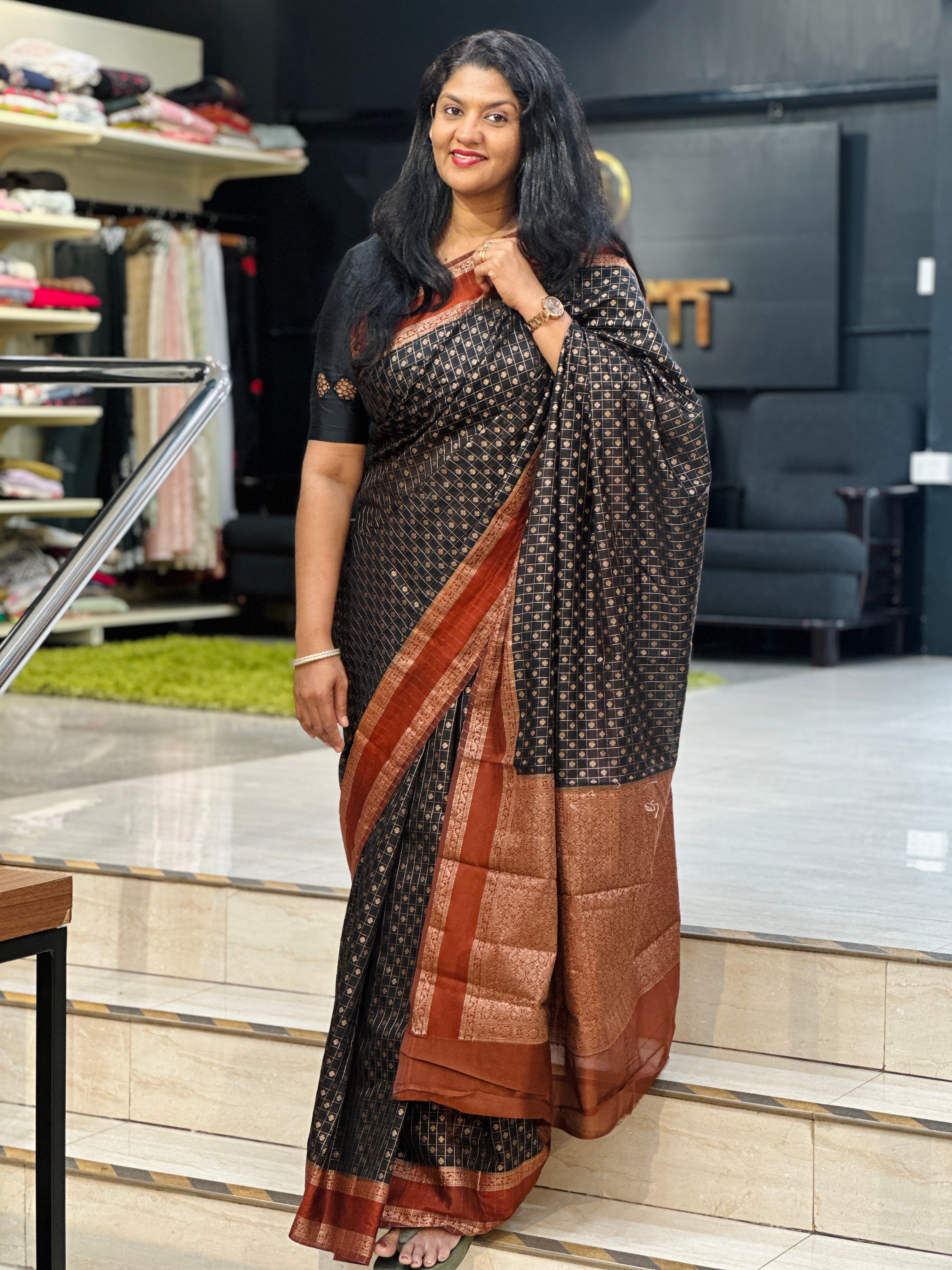 Check Pattern Semi Silk Saree | ZSS582