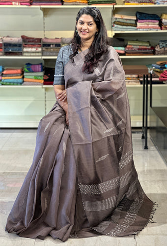 Kesiya Weaved Semi Silk Saree | PD351