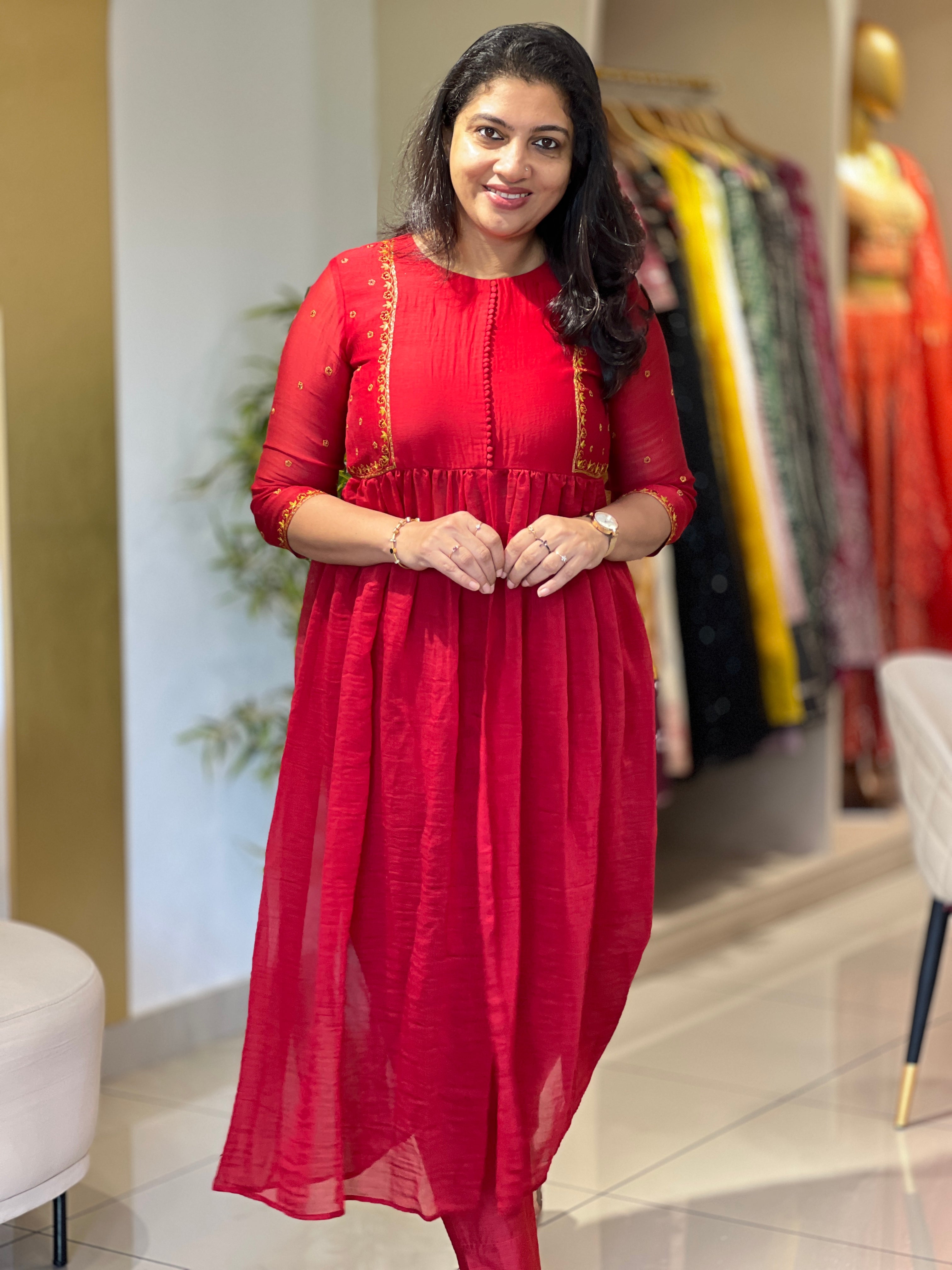 Hand Embroidery With Potley Detailed Mul Chanderi Kurta Set | DN775