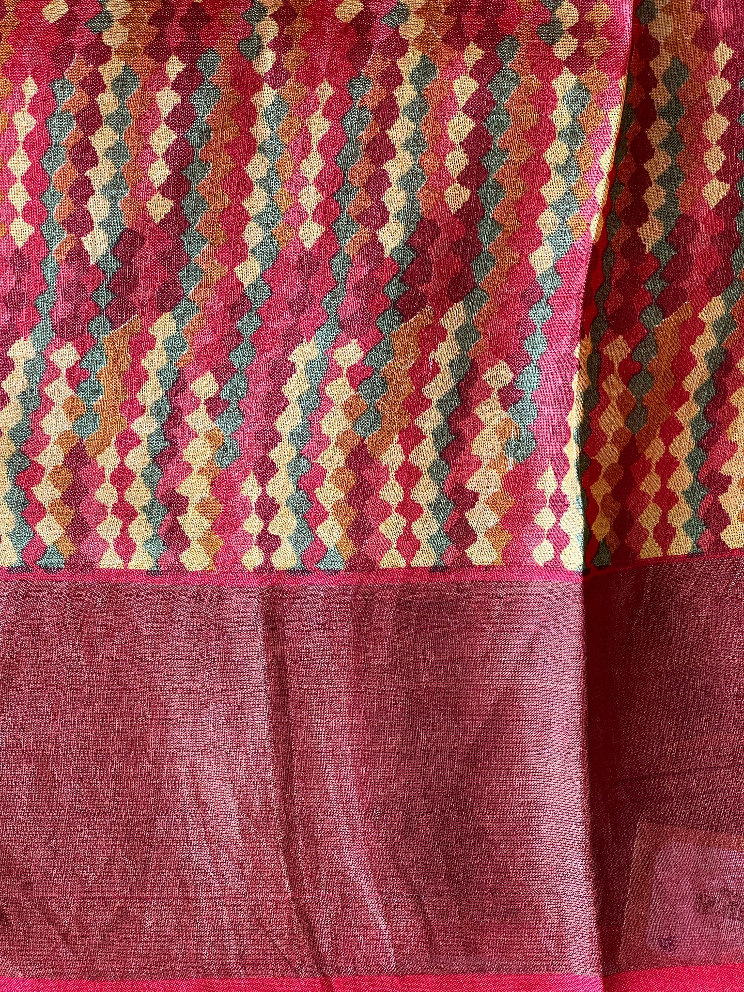 Zari Woven Check Patterned Tussar Saree | RGD1048