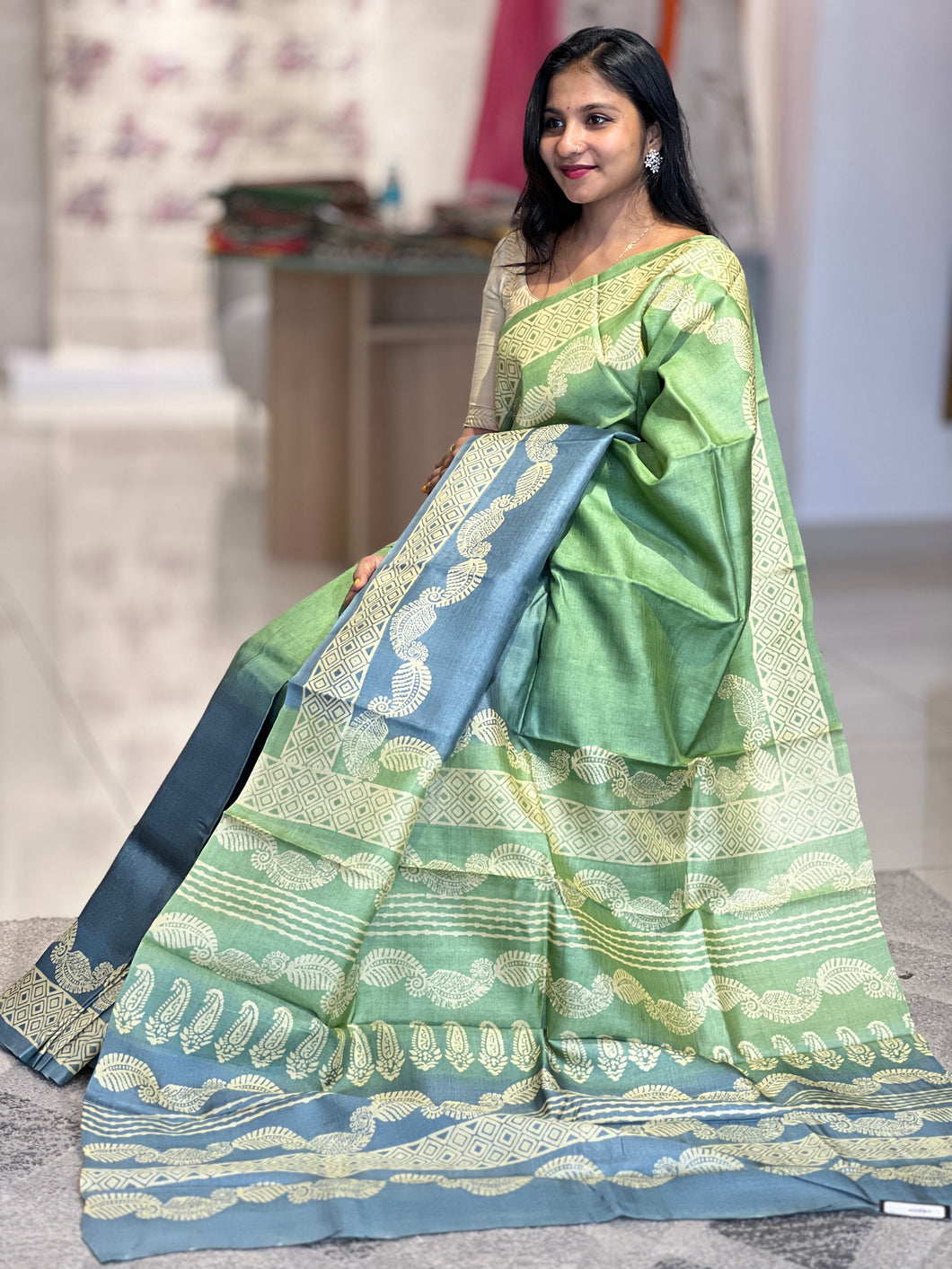 Paisley Print Detailed Pure Tussar Saree | SBS1231