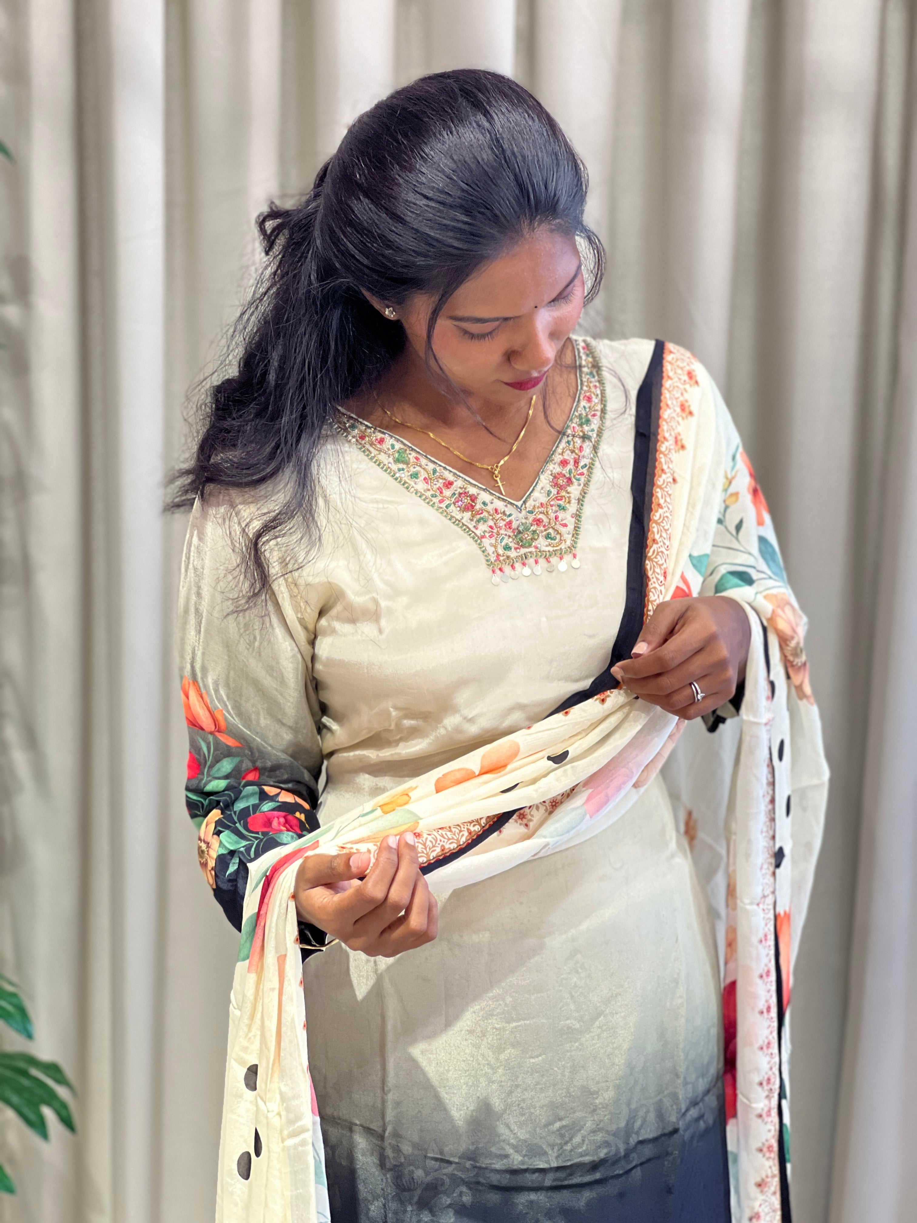 Floral Digital Printed Muslin Silk Kurta Set | FW381