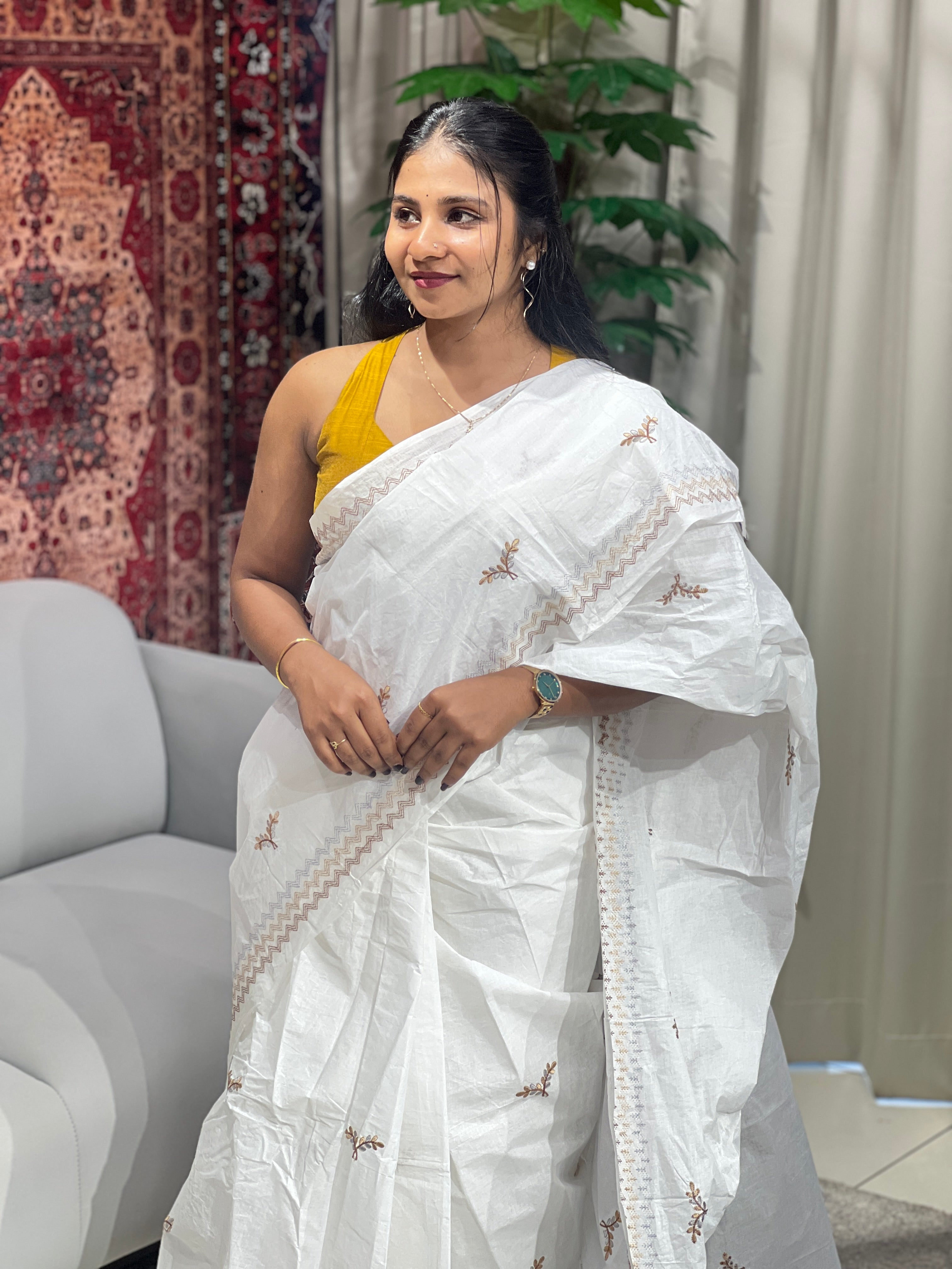 Embroidery Detailed Organdy Cotton Saree | VDA321