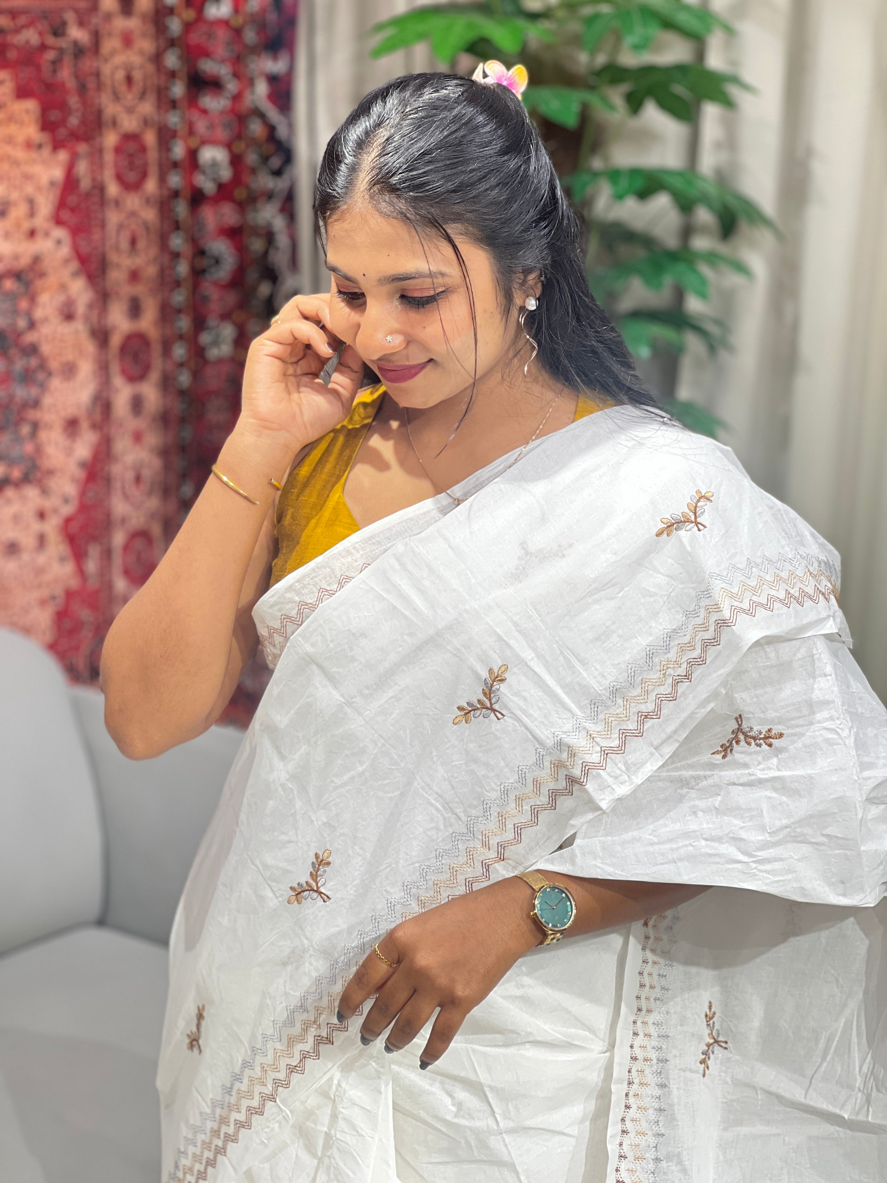 Embroidery Detailed Organdy Cotton Saree | VDA321