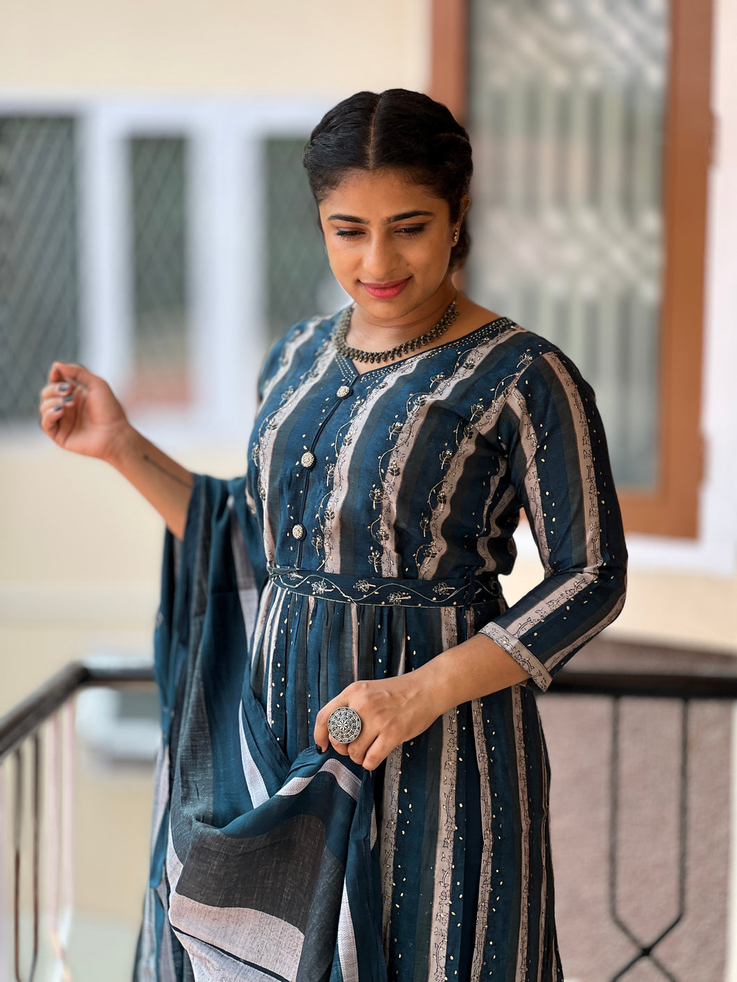 Stripe Design Muslin Finish Kurta Set | FW145