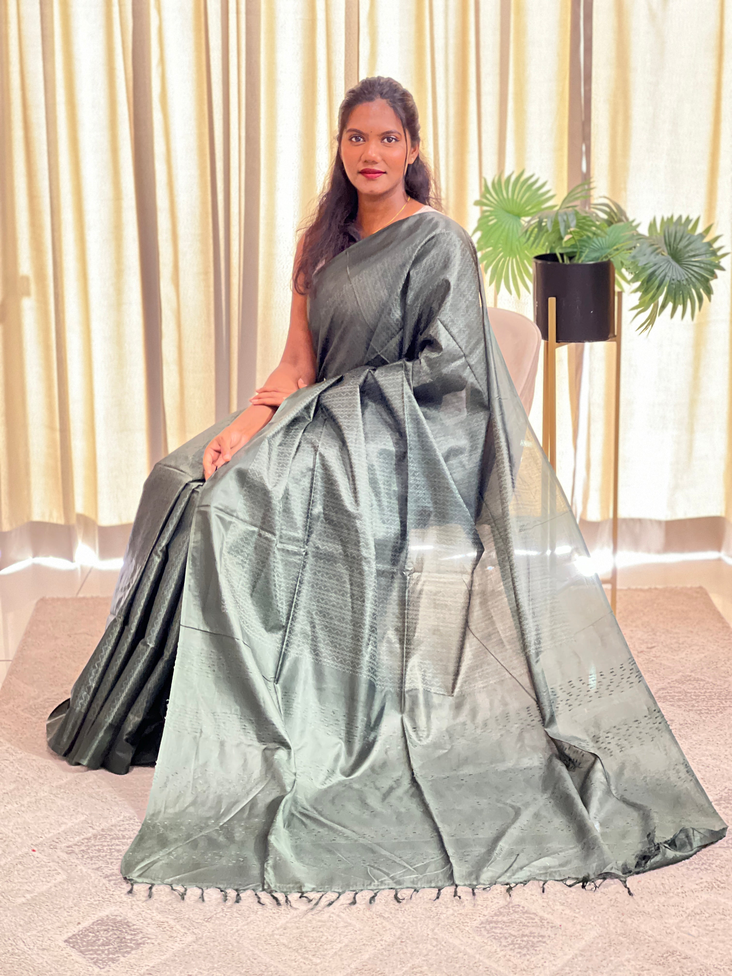 Zig Zag Pattern Semi Silk Saree | LLD118
