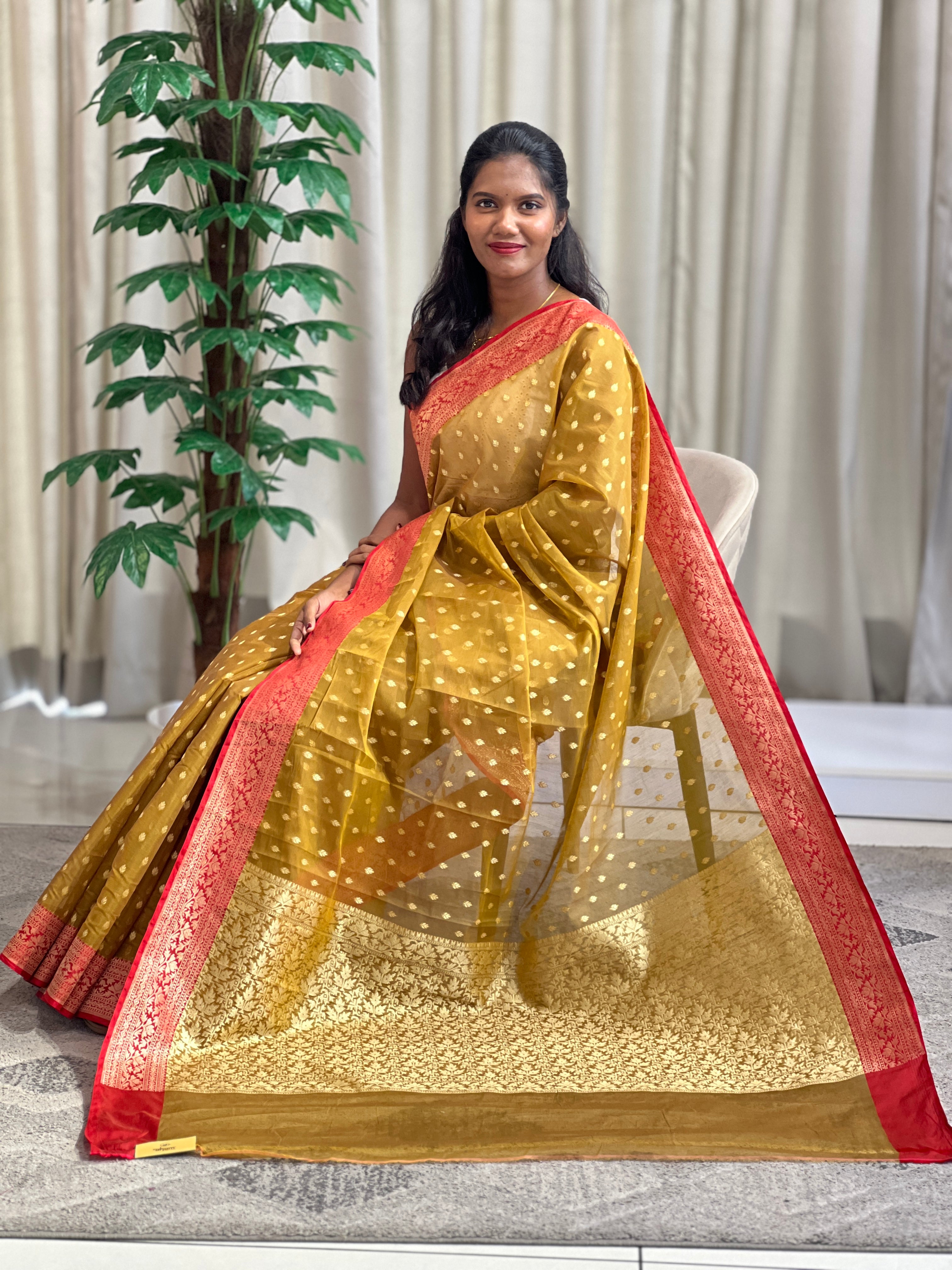 Buta Woven Pattern Kora Banarasi Saree | KMM118