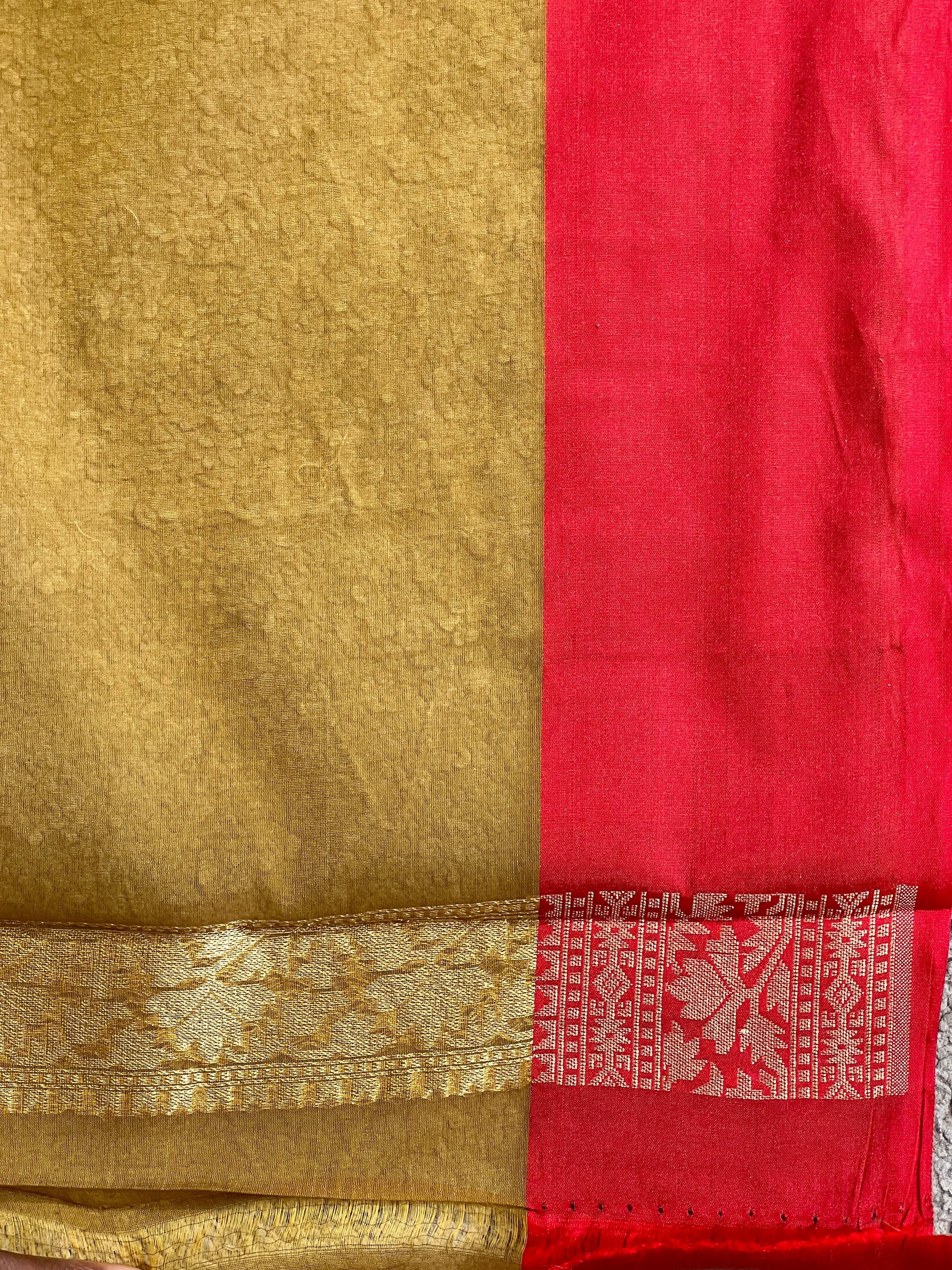 Buta Woven Pattern Kora Banarasi Saree | KMM118