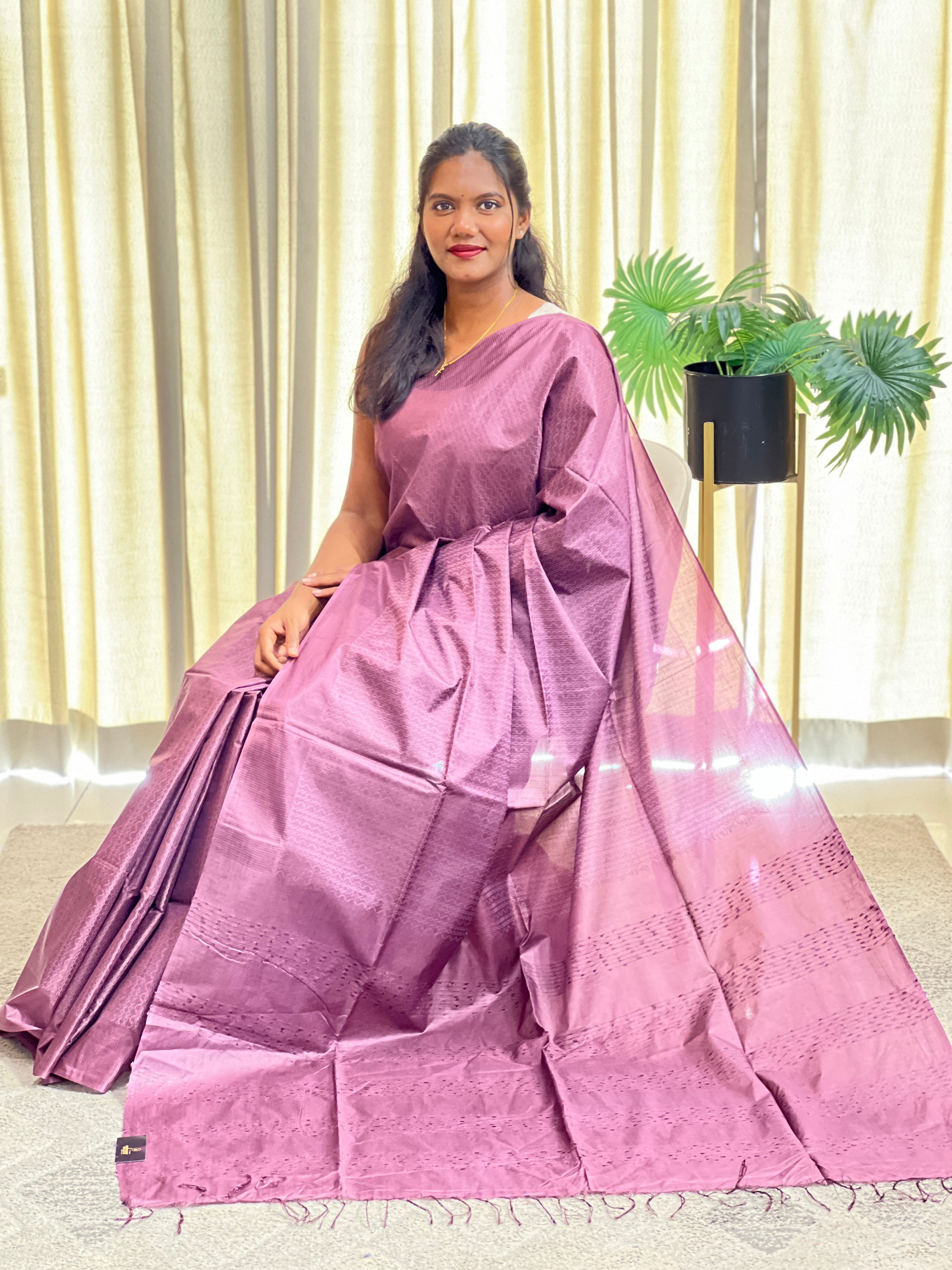 Zig Zag Pattern Semi Silk Saree | LLD128