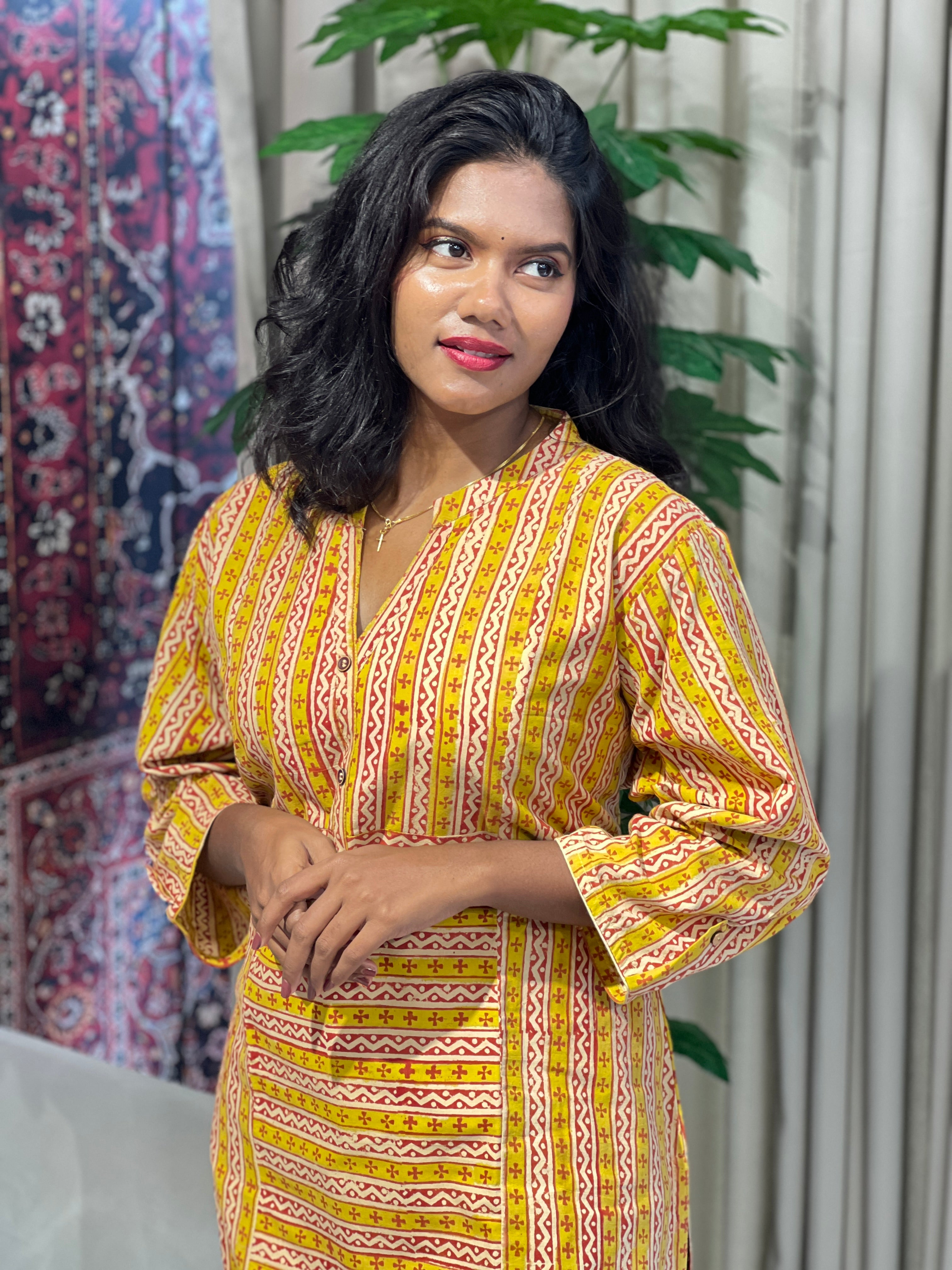 Stripes With Zigzag Pattern Cotton Kurta | RMLA144