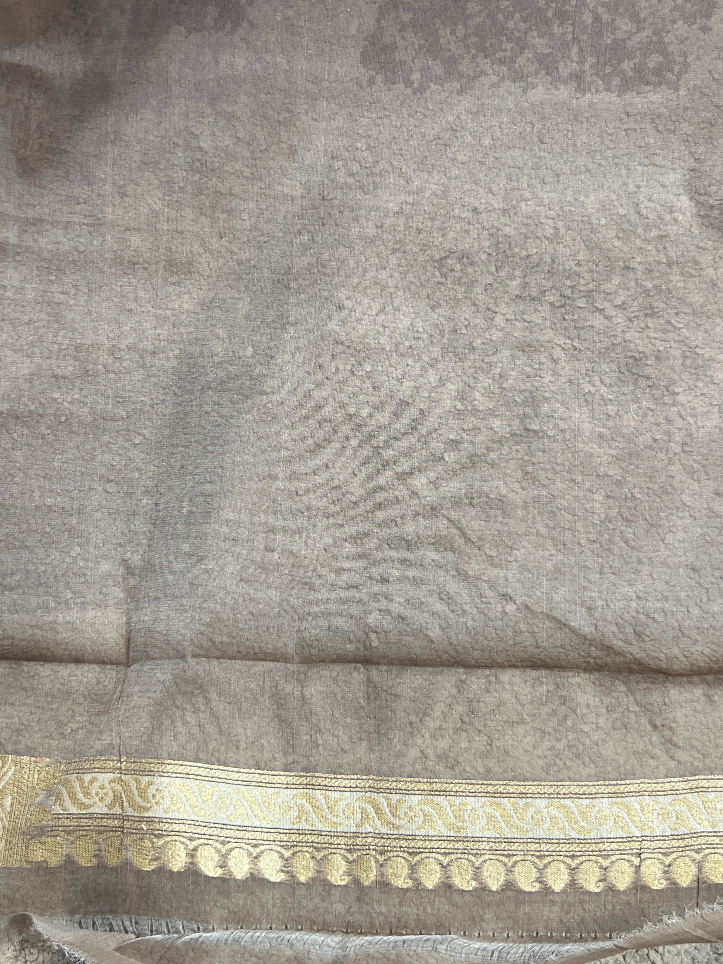 Geometrical Pattern Kora Banarasi Saree | KMM123