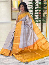 Hand Woven Kanchipuram Saree  | AK123