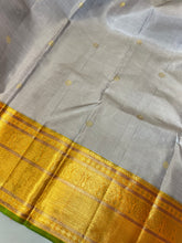 Hand Woven Kanchipuram Saree  | AK123