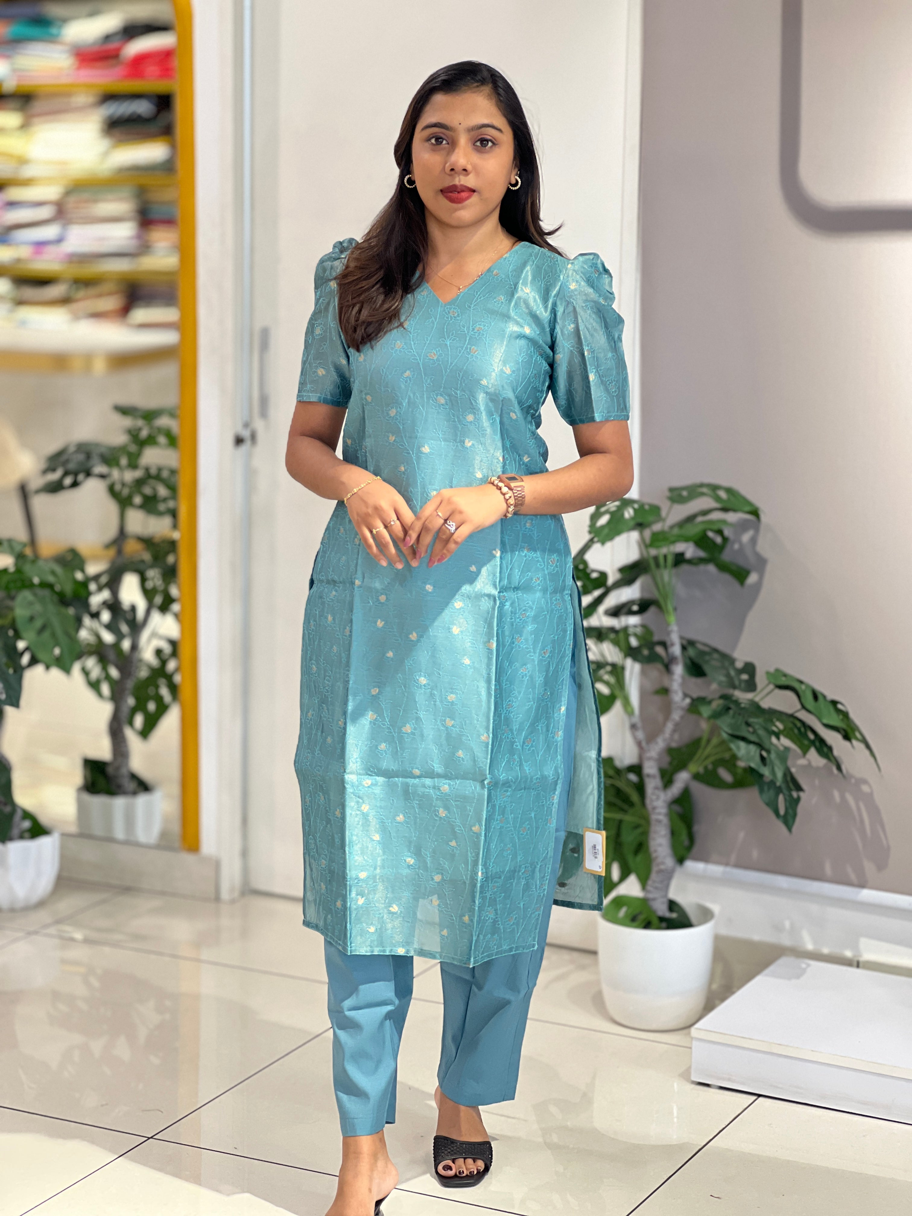 Buta Woven Semi Silk Kurta Set | MSN173