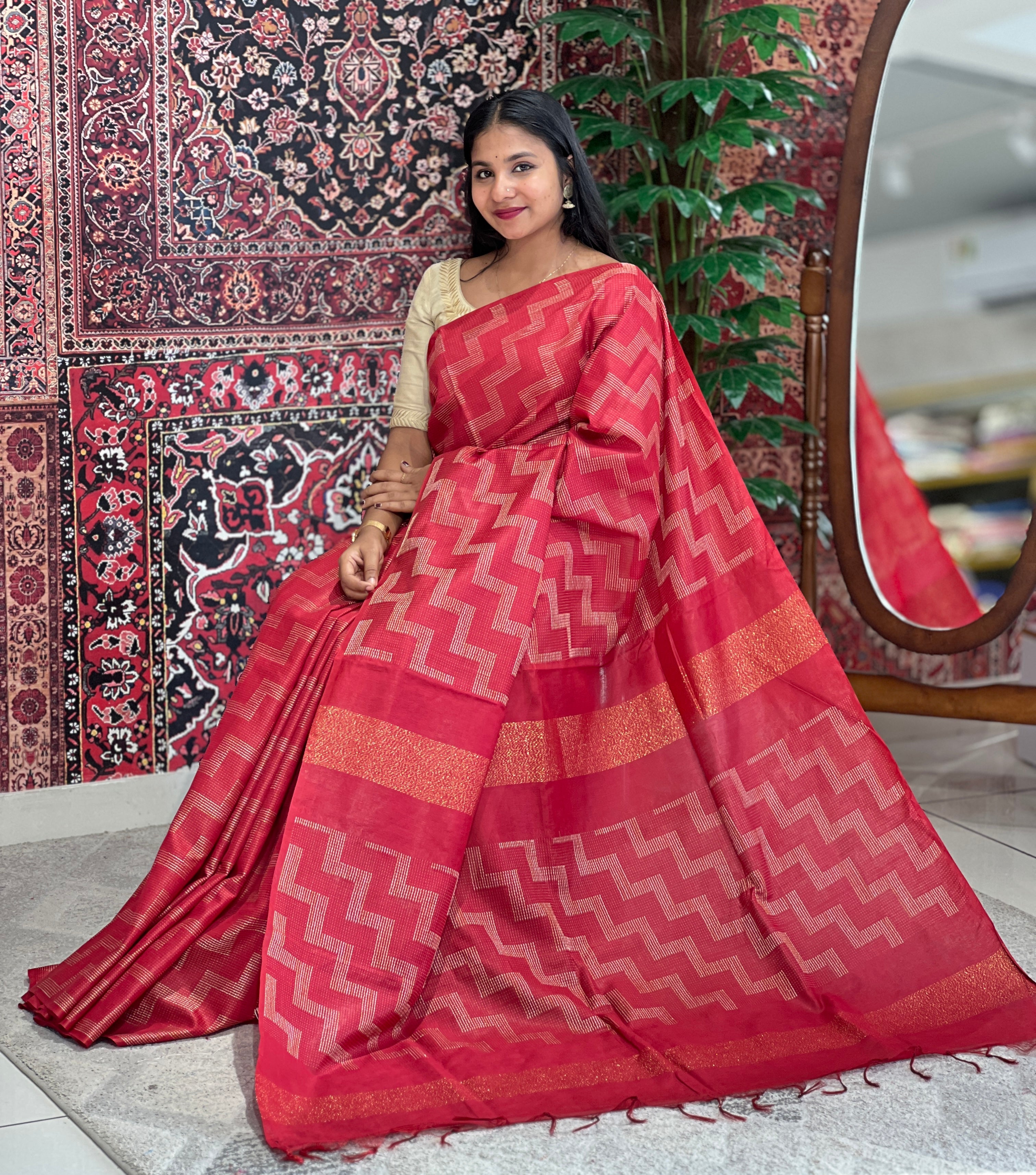 Zig Zag Pattern Weaved Bhagalpuri Linen Saree | NHH186