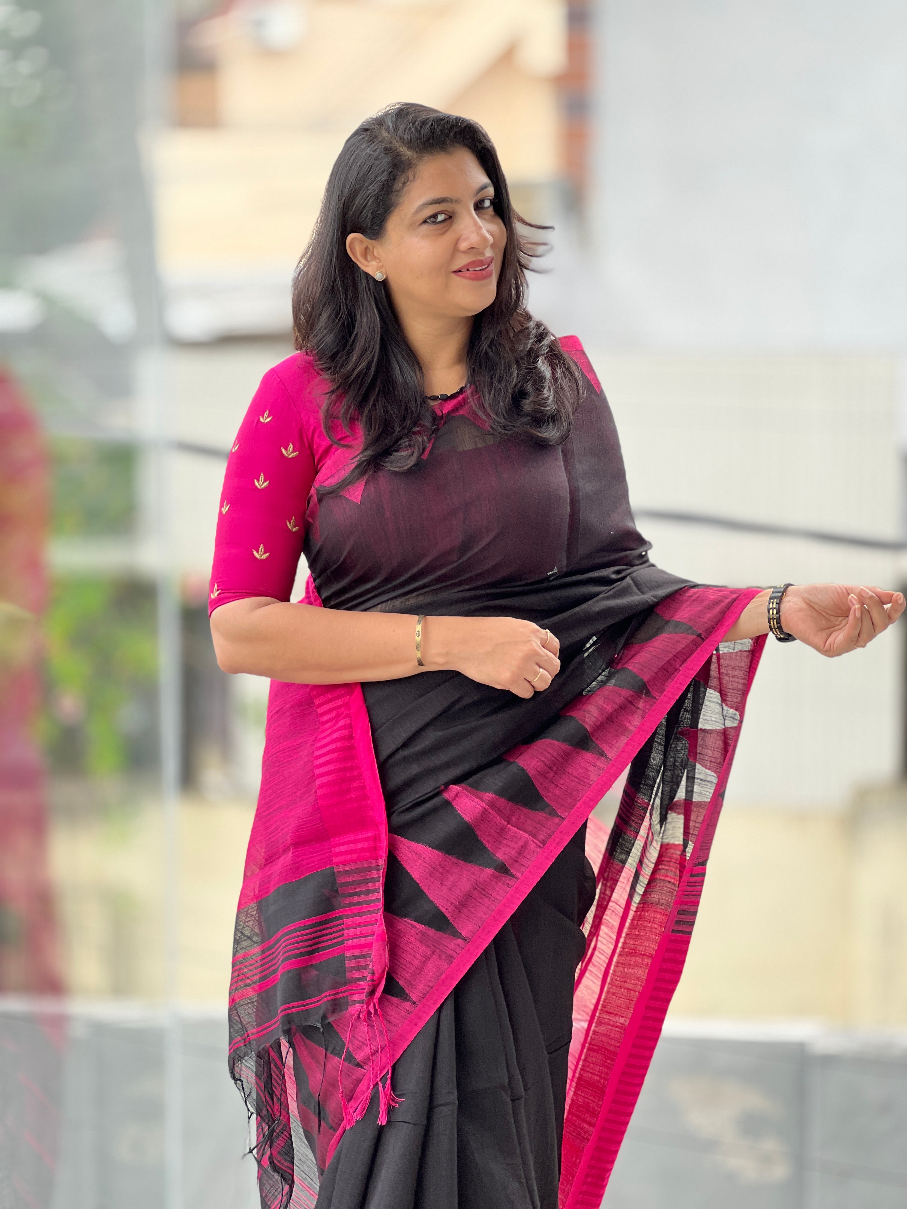 Contrast Temple Border Detailed Bhagalpuri Linen Saree | RP743