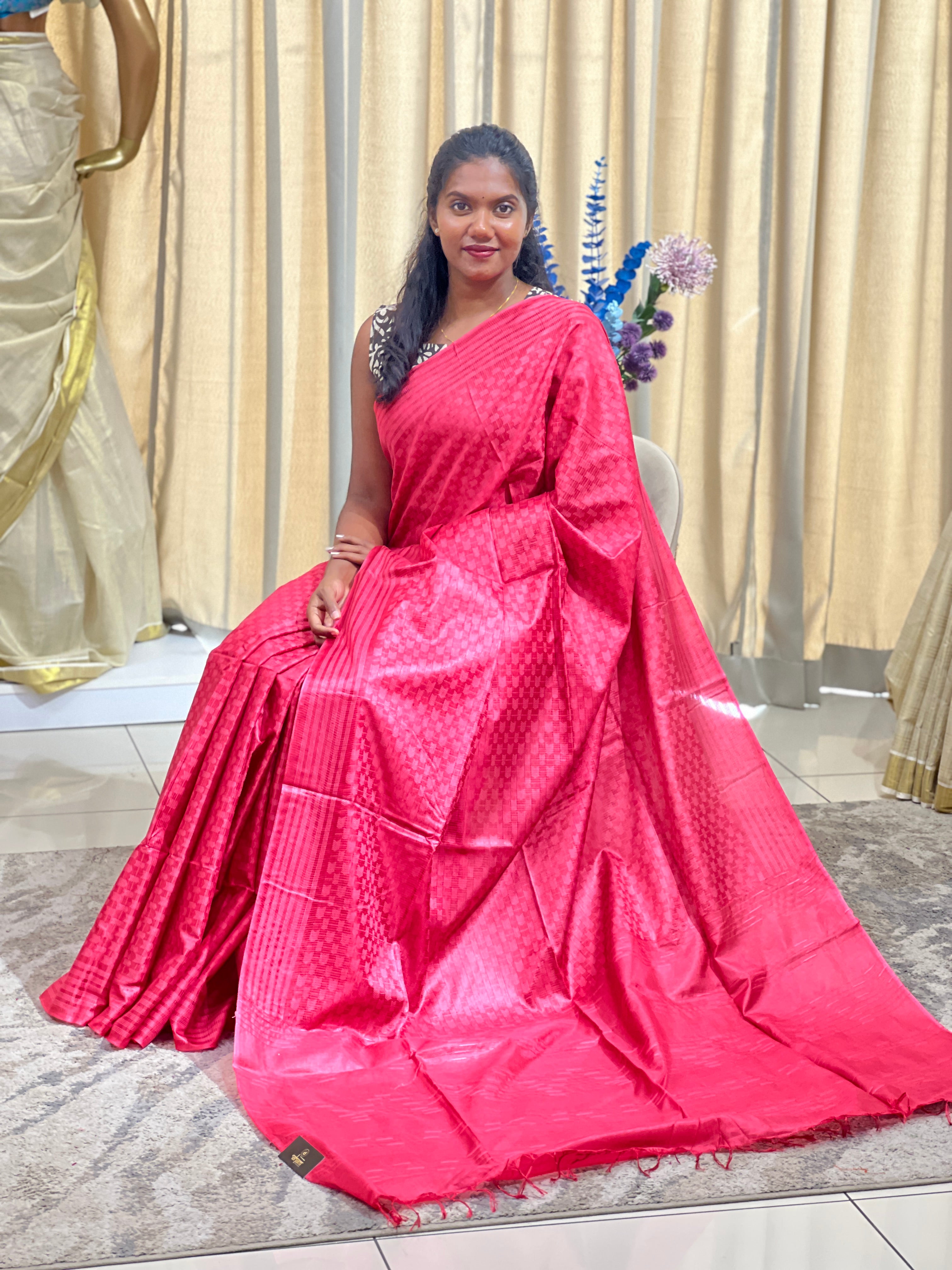 Geometric Pattern Semi Tussar Saree | LLD139
