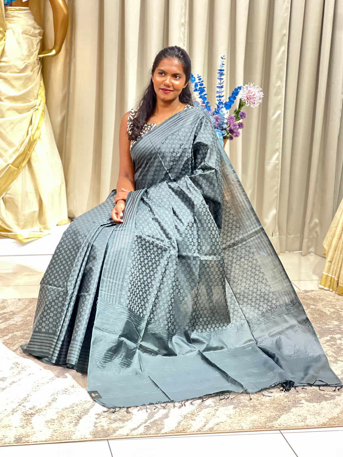 Geometric Pattern Semi Tussar Saree | LLD142
