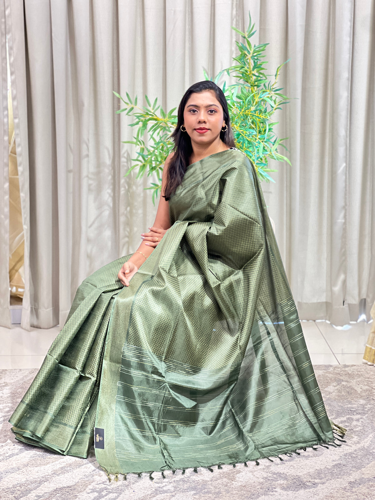 Geometric Pattern Semi Tussar Saree  | LLD106