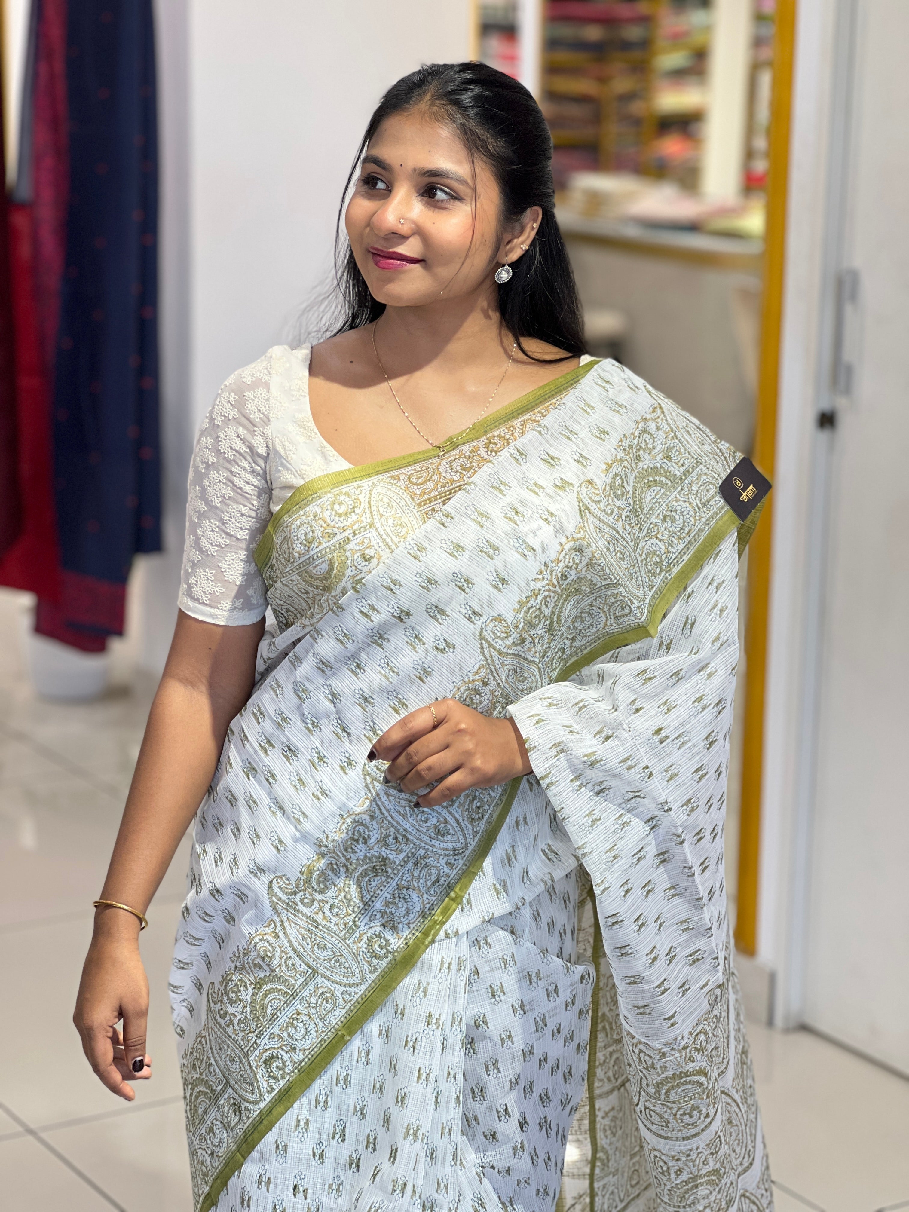 Printed Cotton Blend Saree | VDA191