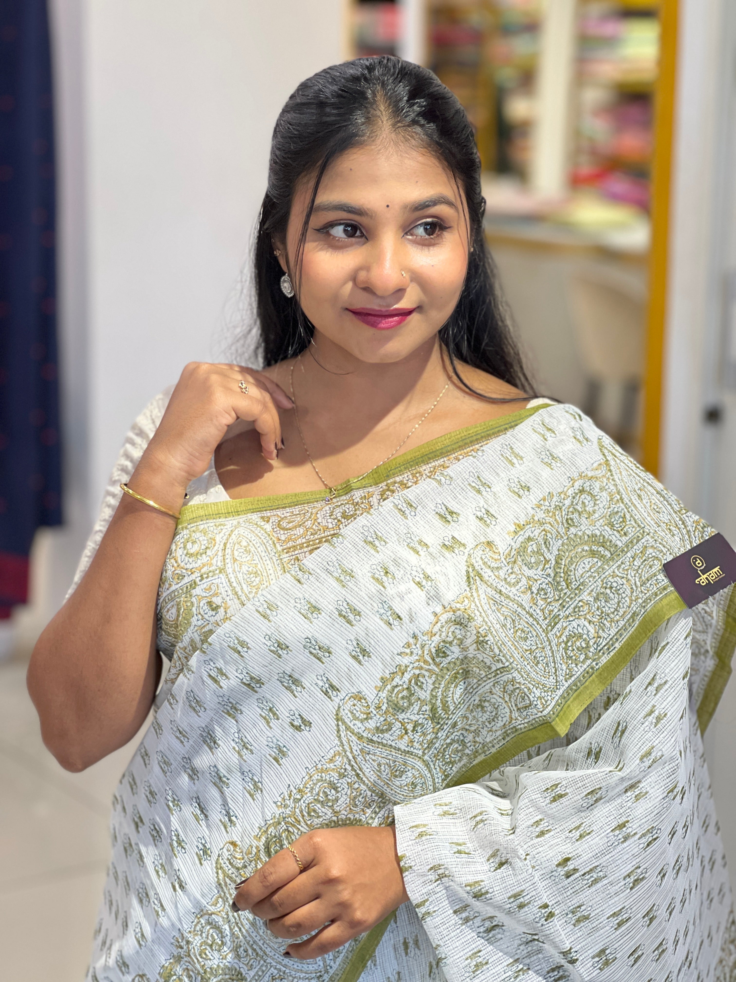 Printed Cotton Blend Saree | VDA191