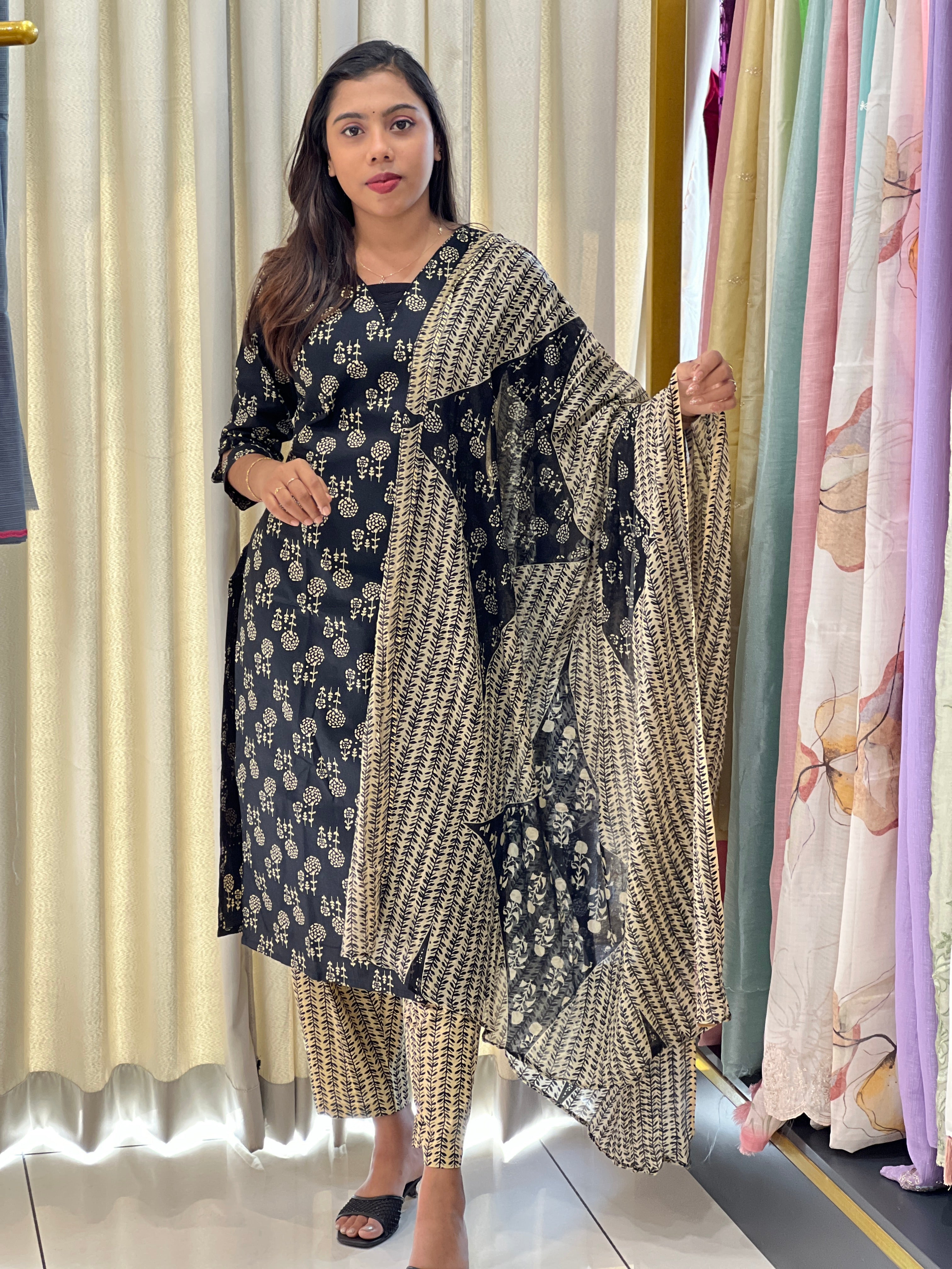 Floral Printed Cotton Kurta Set | MSN122