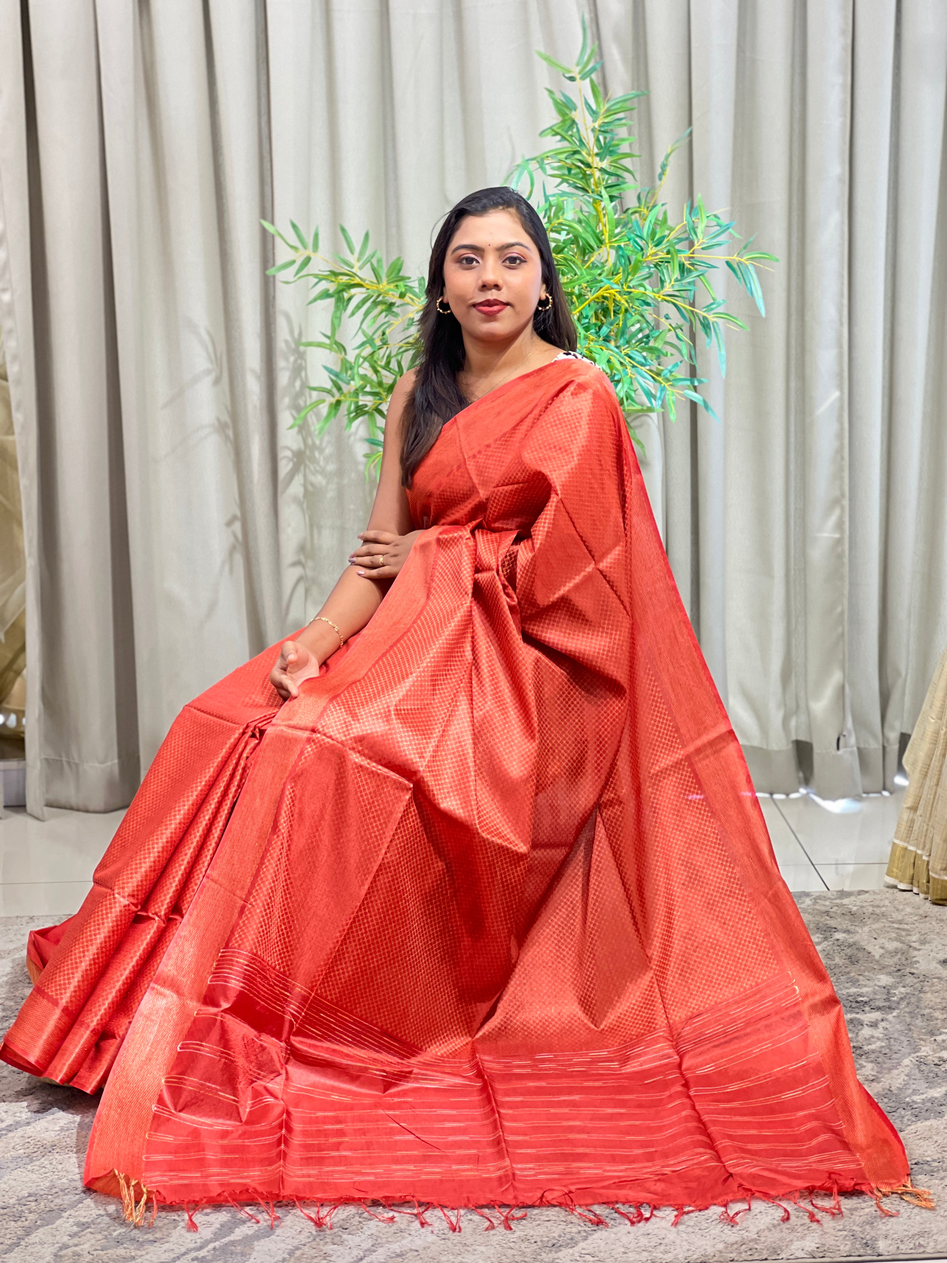 Geometric Pattern Semi Tussar Saree | LLD107