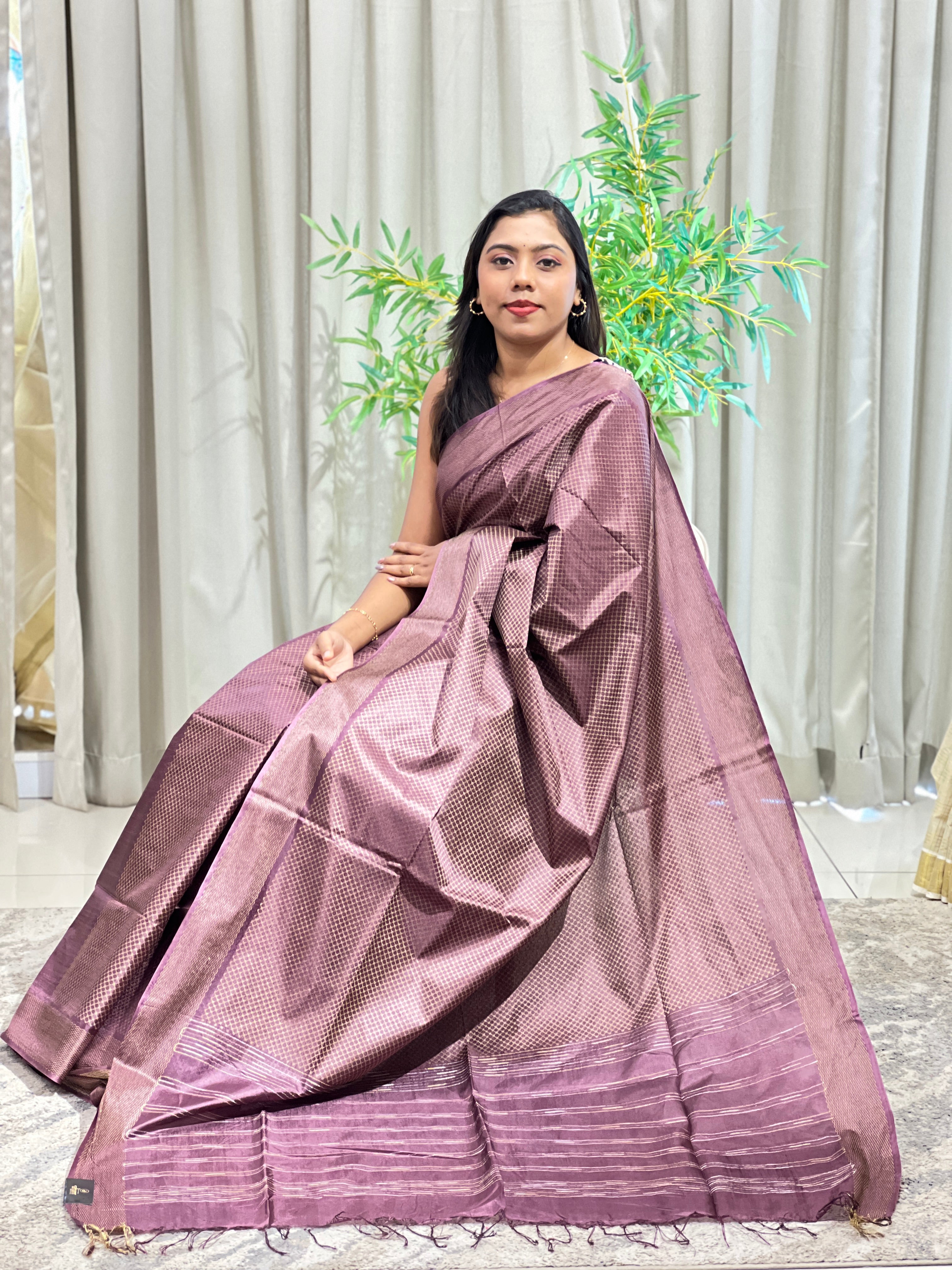 Geometric Pattern Semi Tussar Saree | LLD109