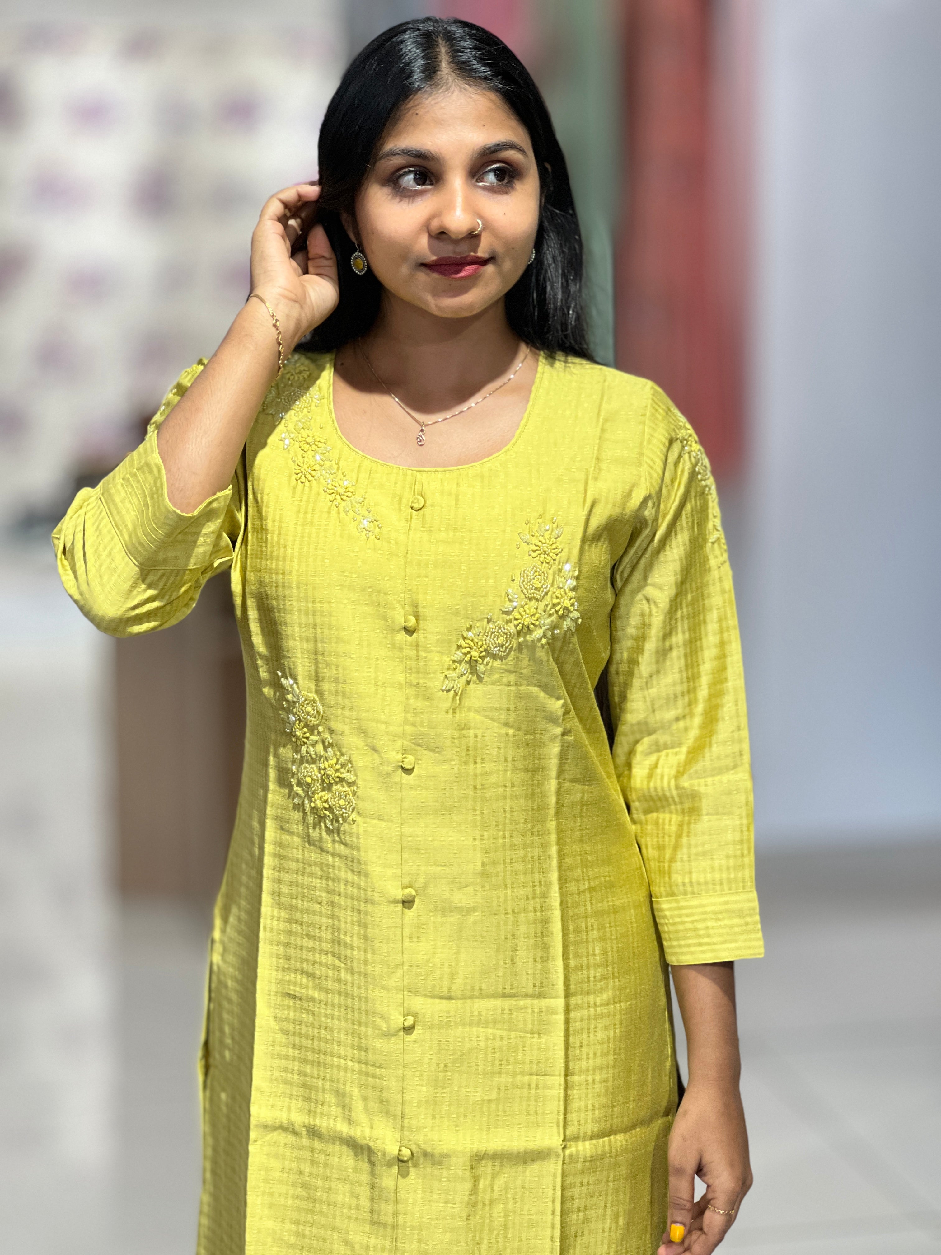 Hand Work Detailed Chanderi Finish Kurta | YAS128