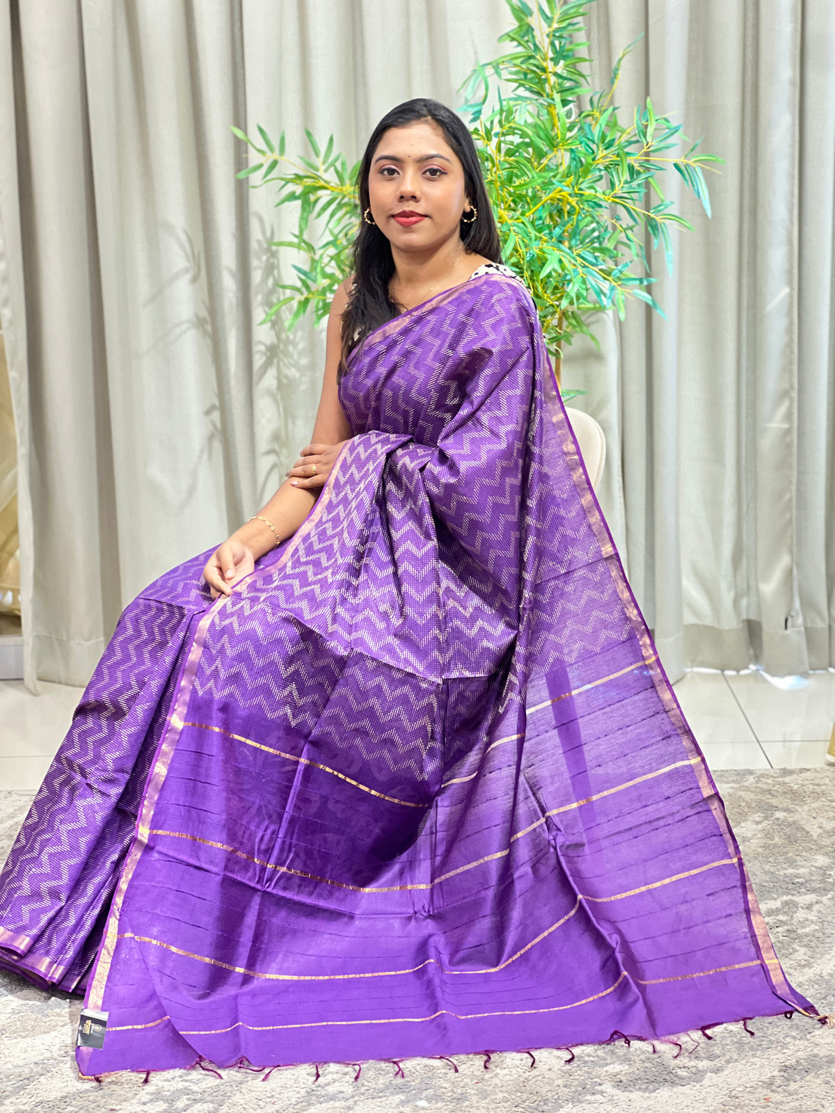 Zig Zag Pattern Bhagalpuri Linen Saree | NHH670
