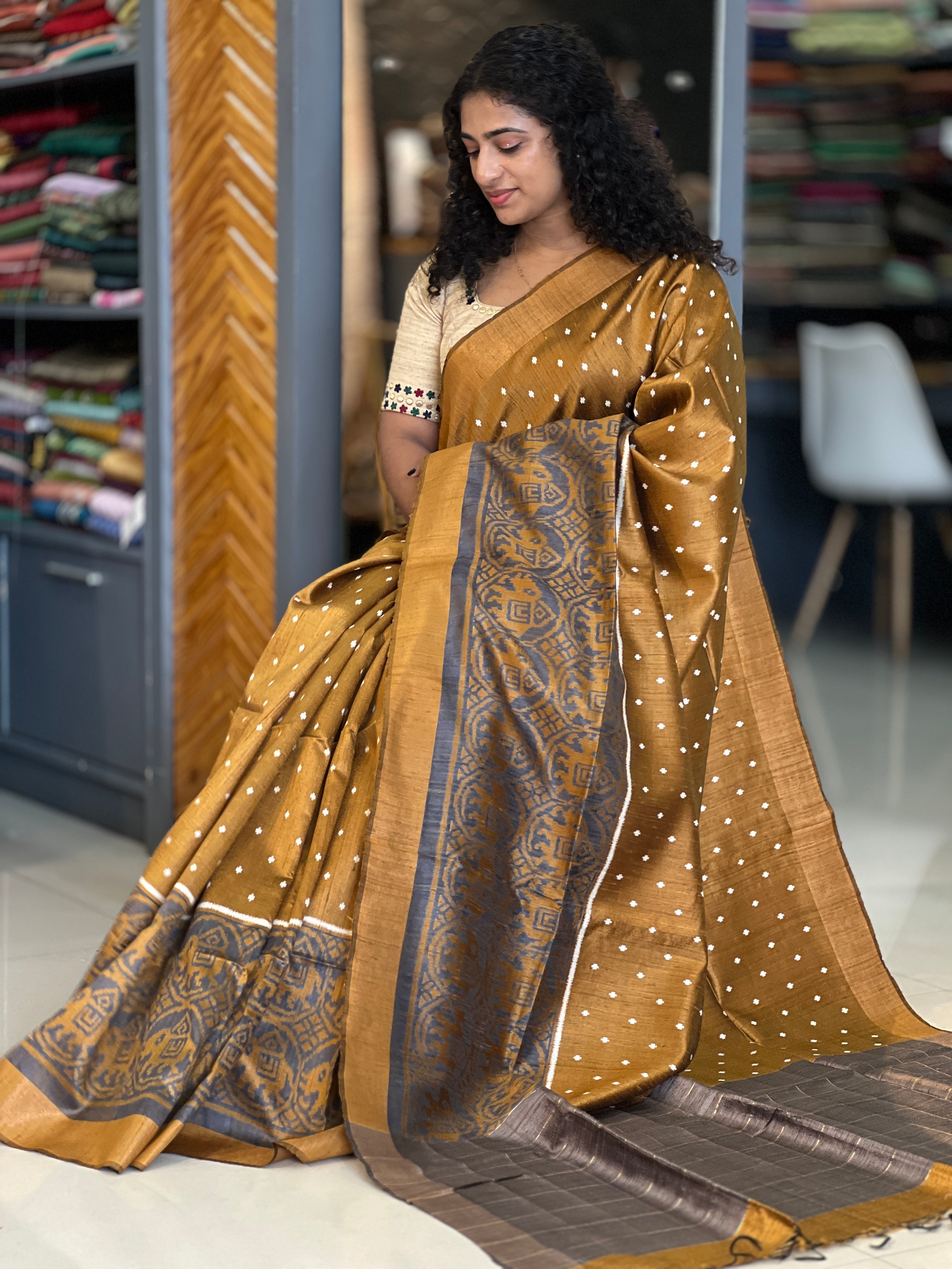 Printed Design Pure Silk Saree | HS1105
