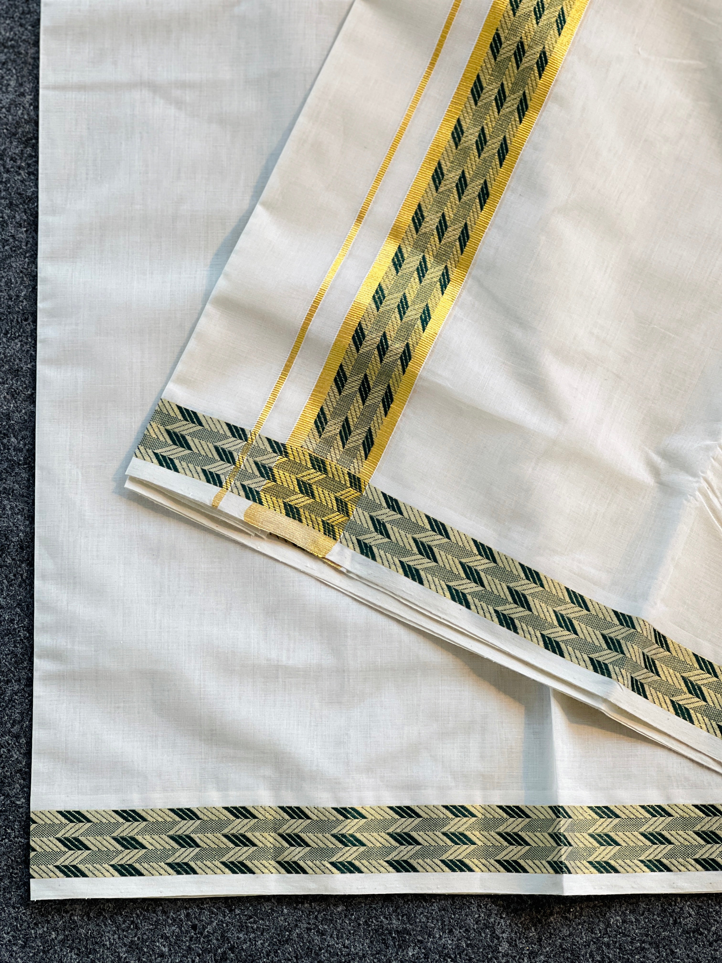 Kasavu With Thread Detailed Handloom Kerala Cotton Mundu | KL323