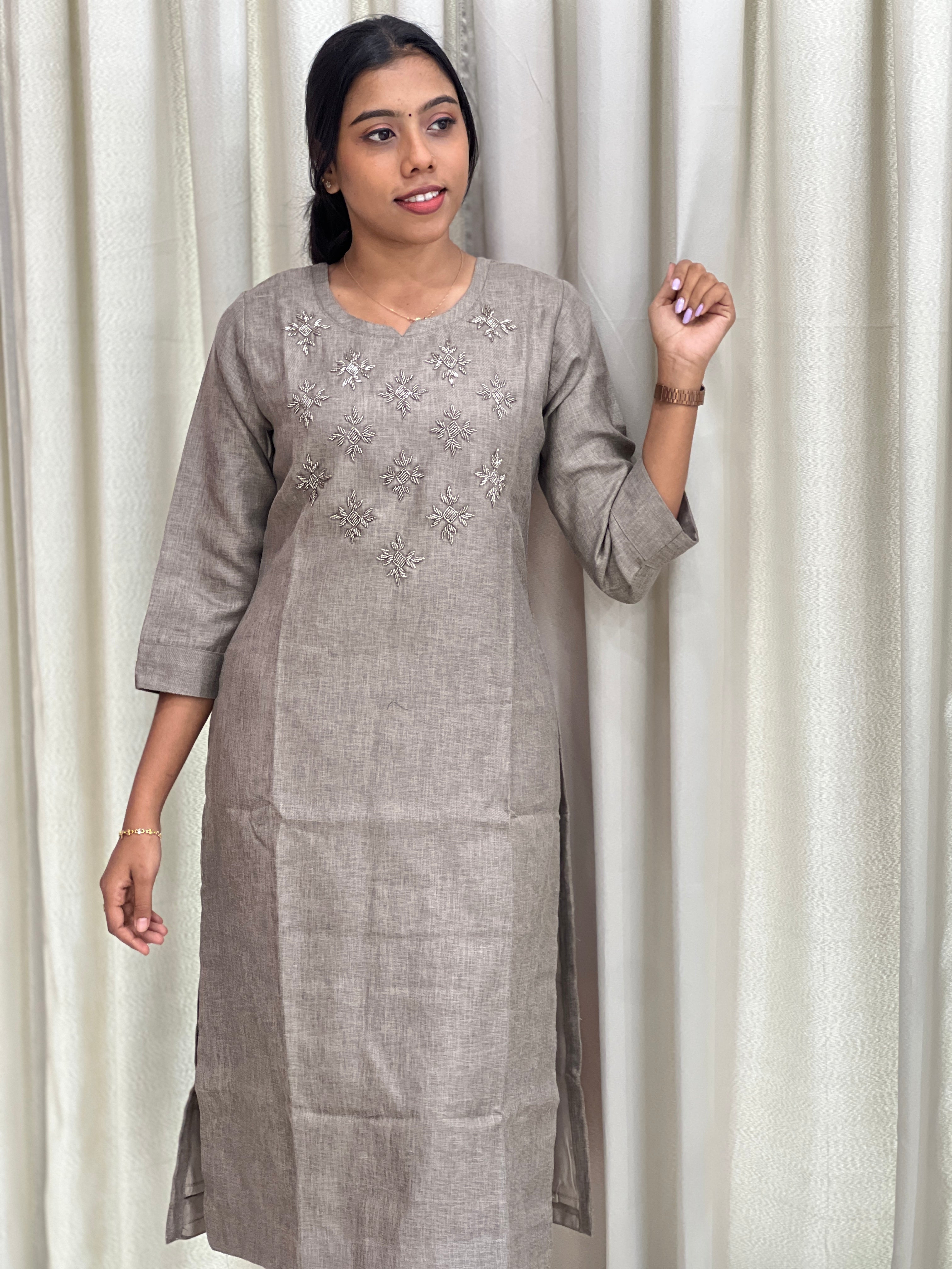 Cut Beads Embroidery Detailed Cotton Blend Kurta | YAS119