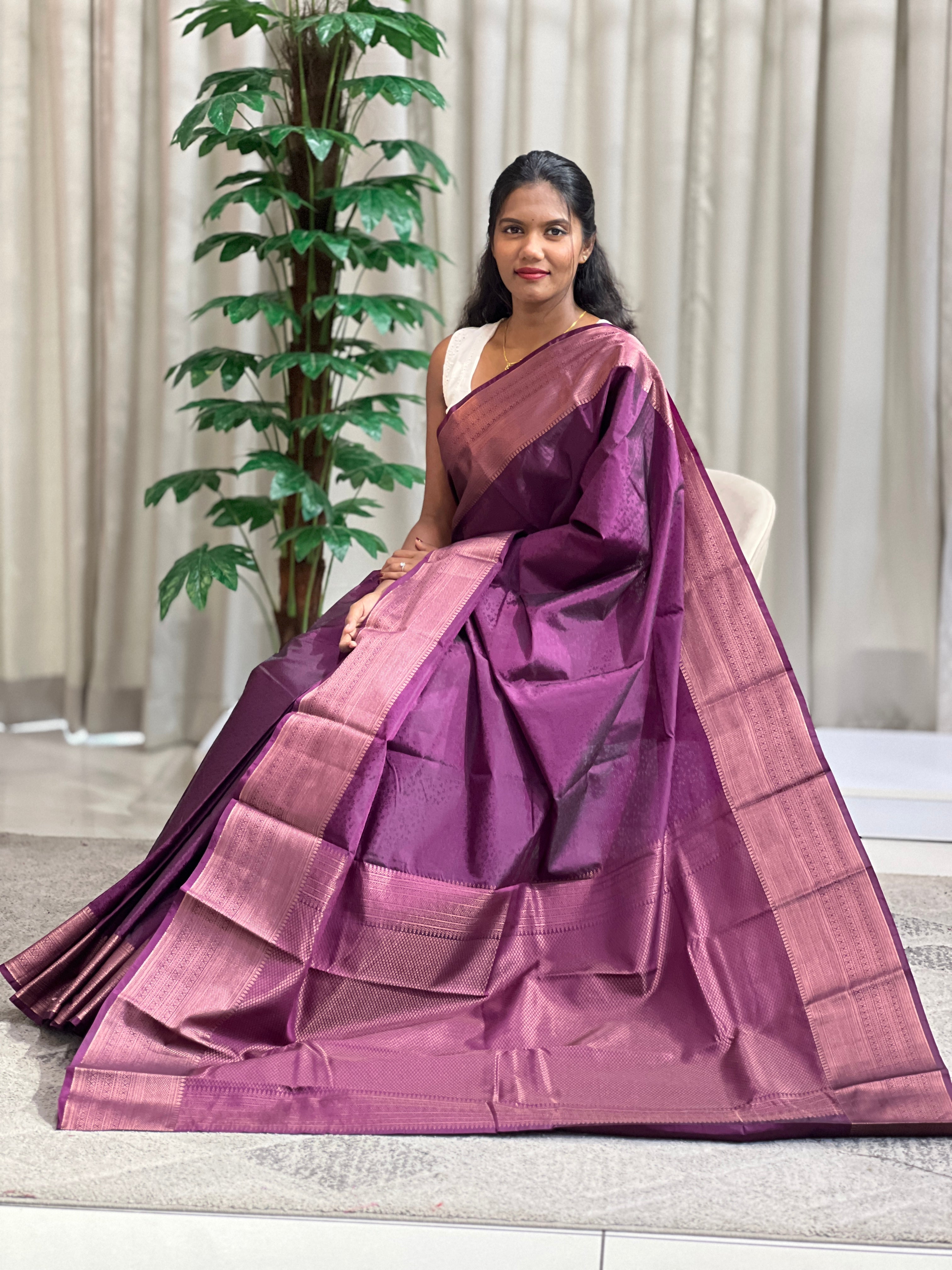 Embossed Weaved Pattern Semi Soft Silk Saree  | SEN111