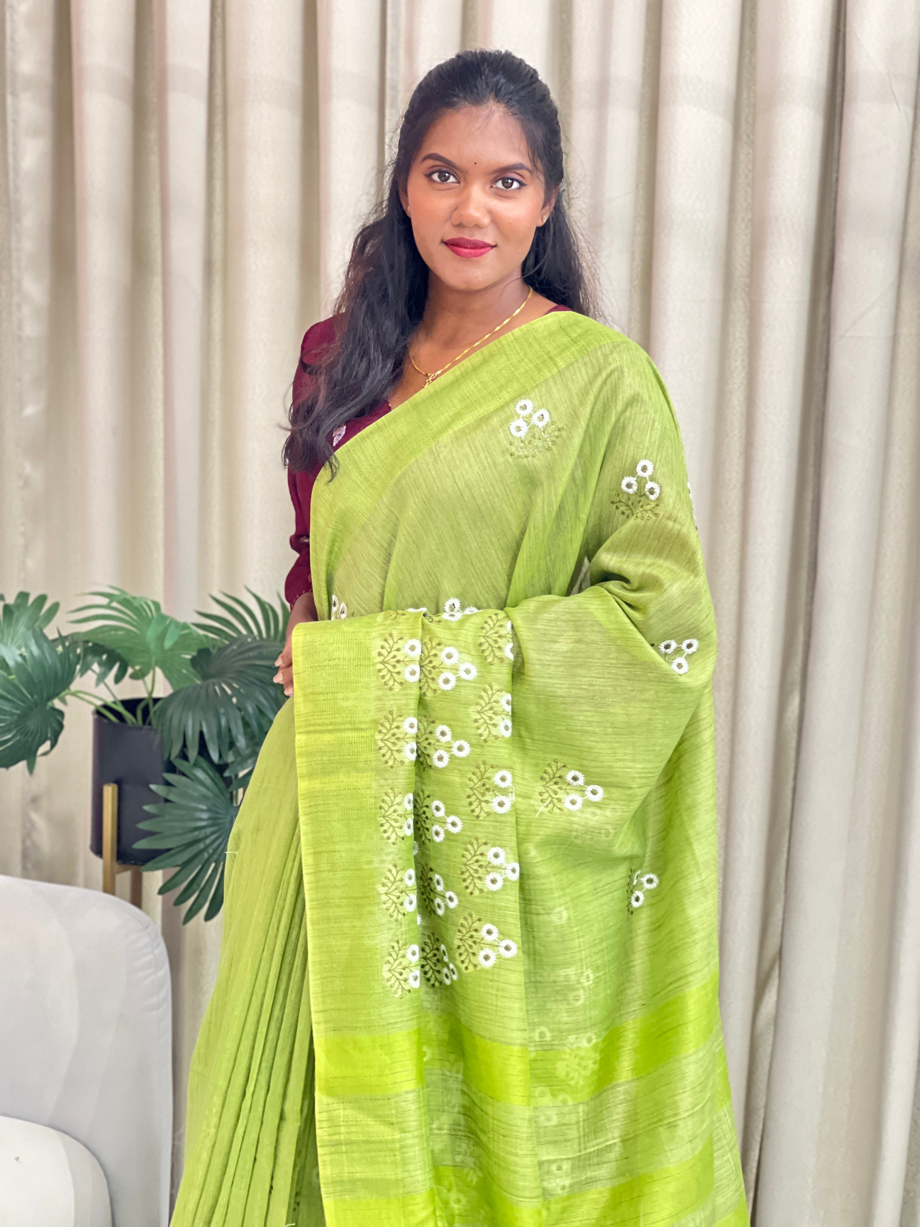 Floral Embroidery  Pattern Baswada Saree | NHH663