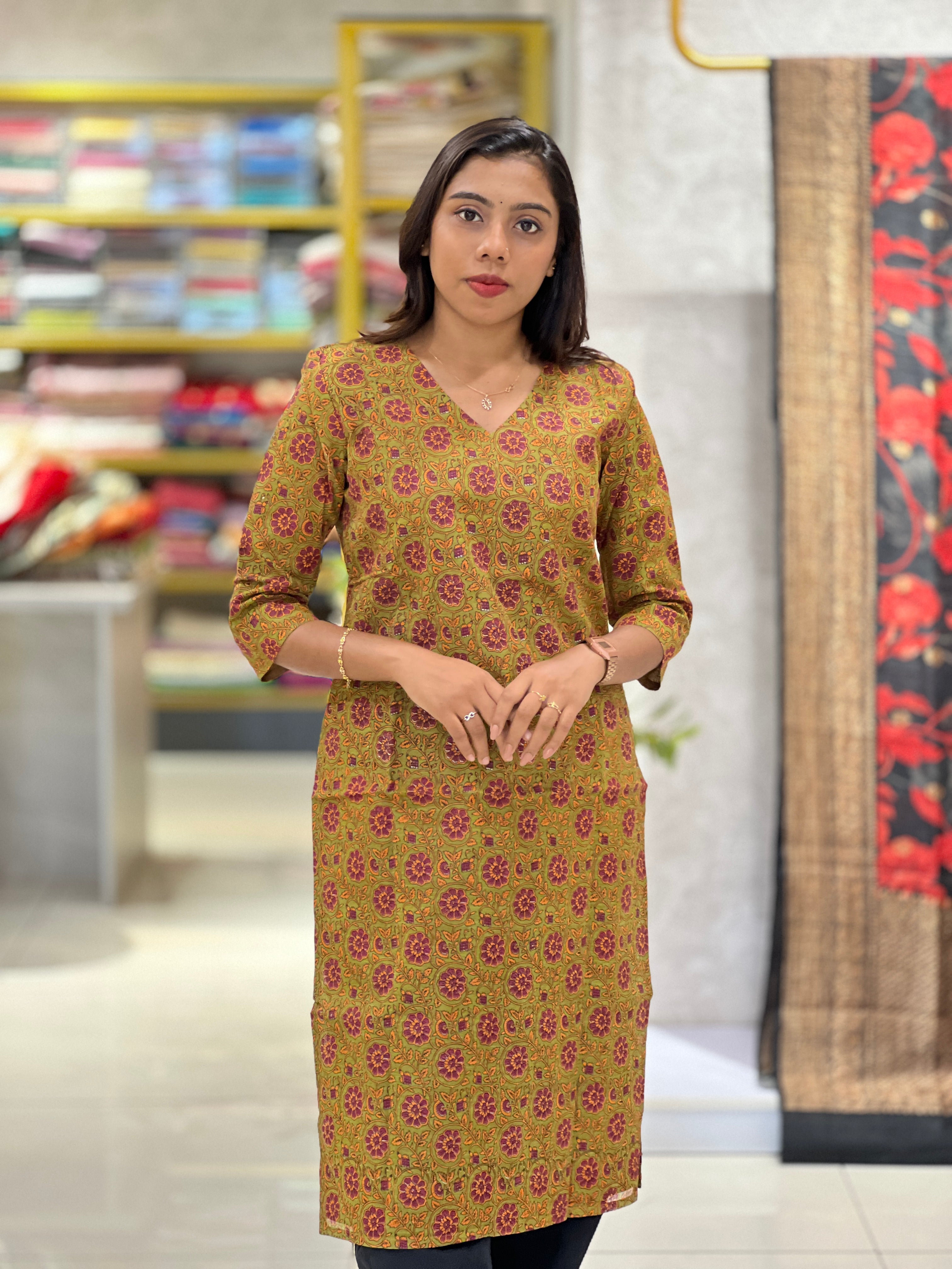 Floral Printed Cotton Kurta | DNT813