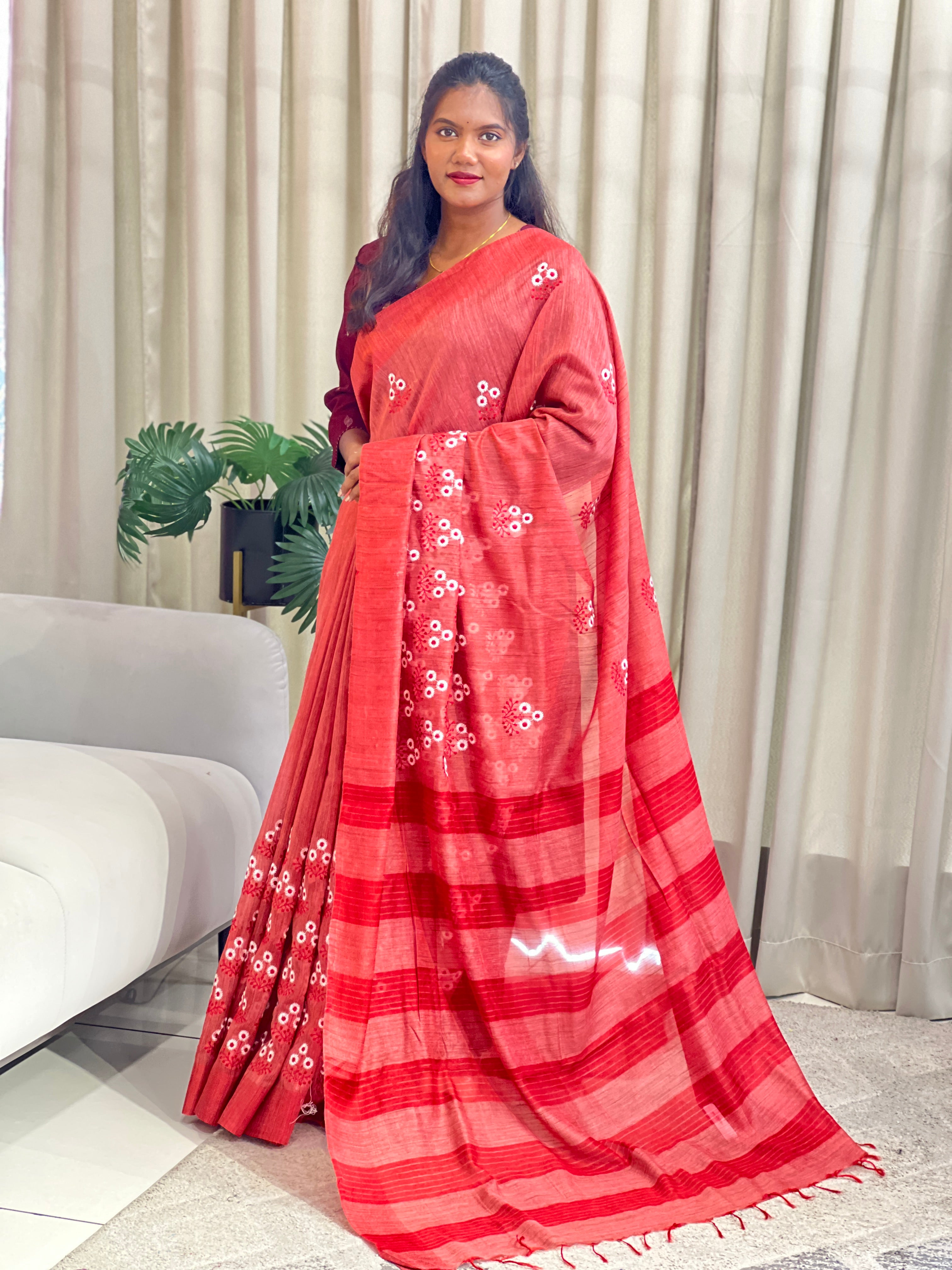 Floral Embroidery Pattern Baswada Saree | NHH665