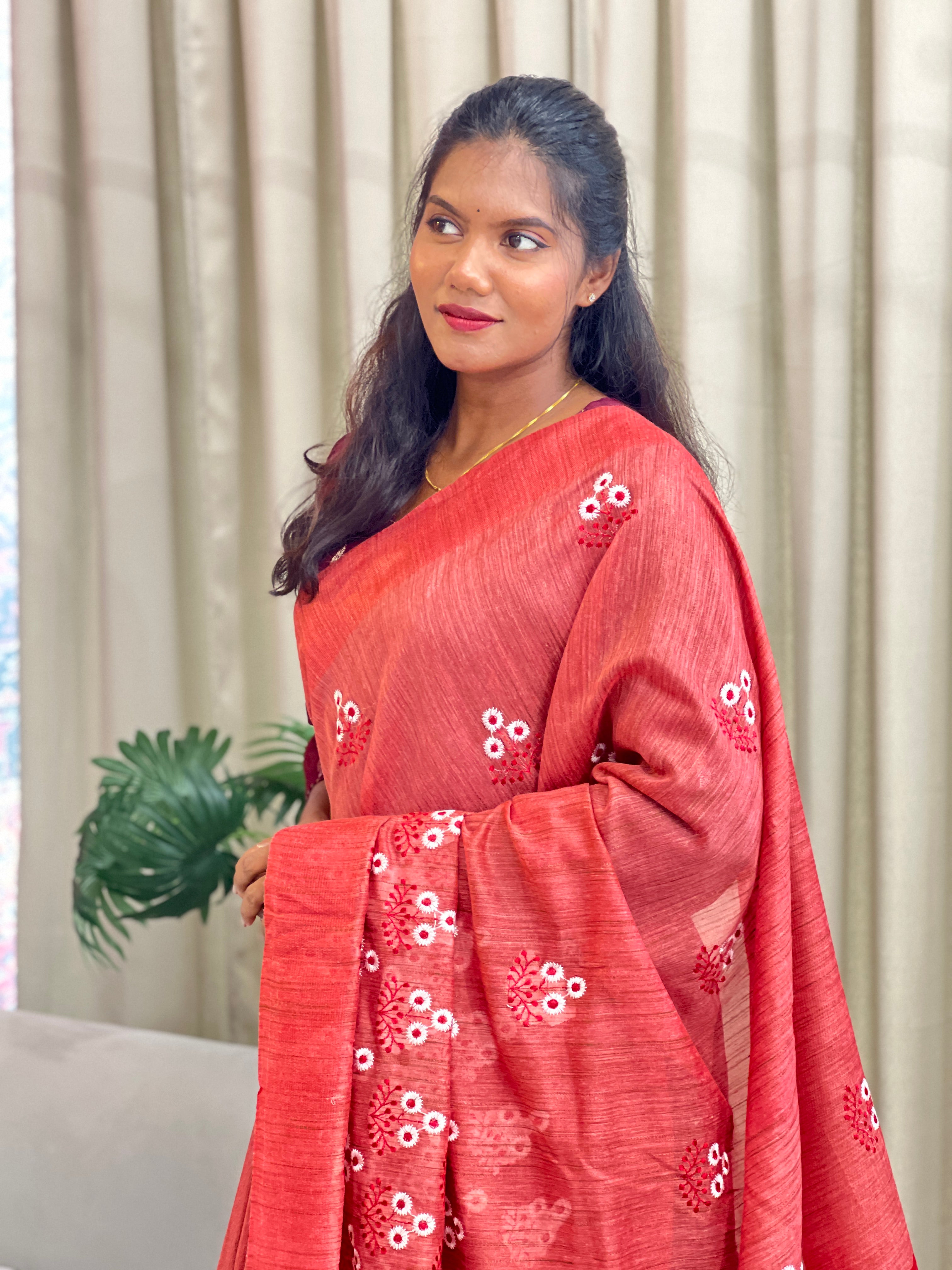 Floral Embroidery Pattern Baswada Saree | NHH665