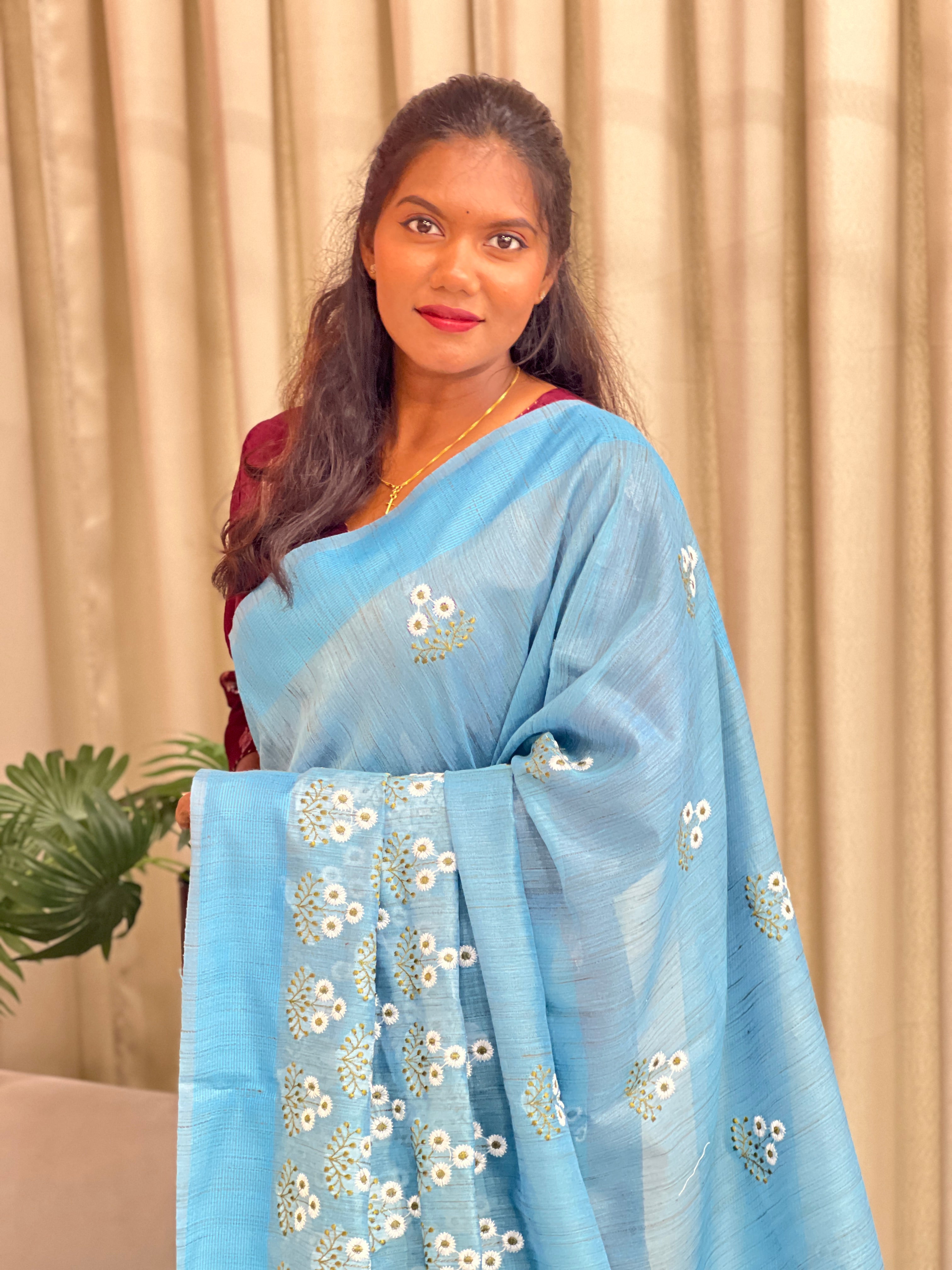 Floral Embroidery Pattern Baswada Saree | NHH664