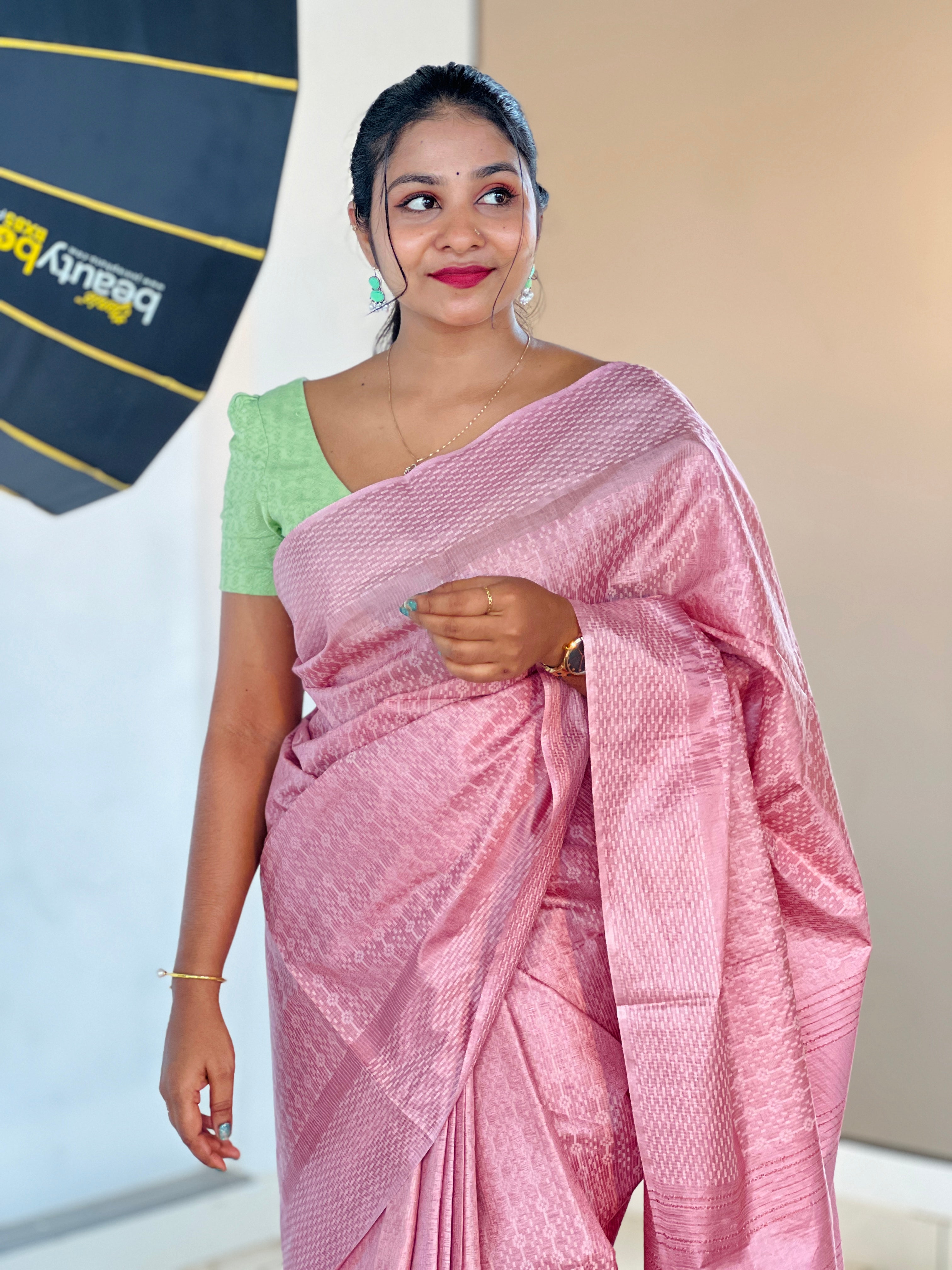 Geometric Weaving Patterned Tussar Finish Saree | PNS107