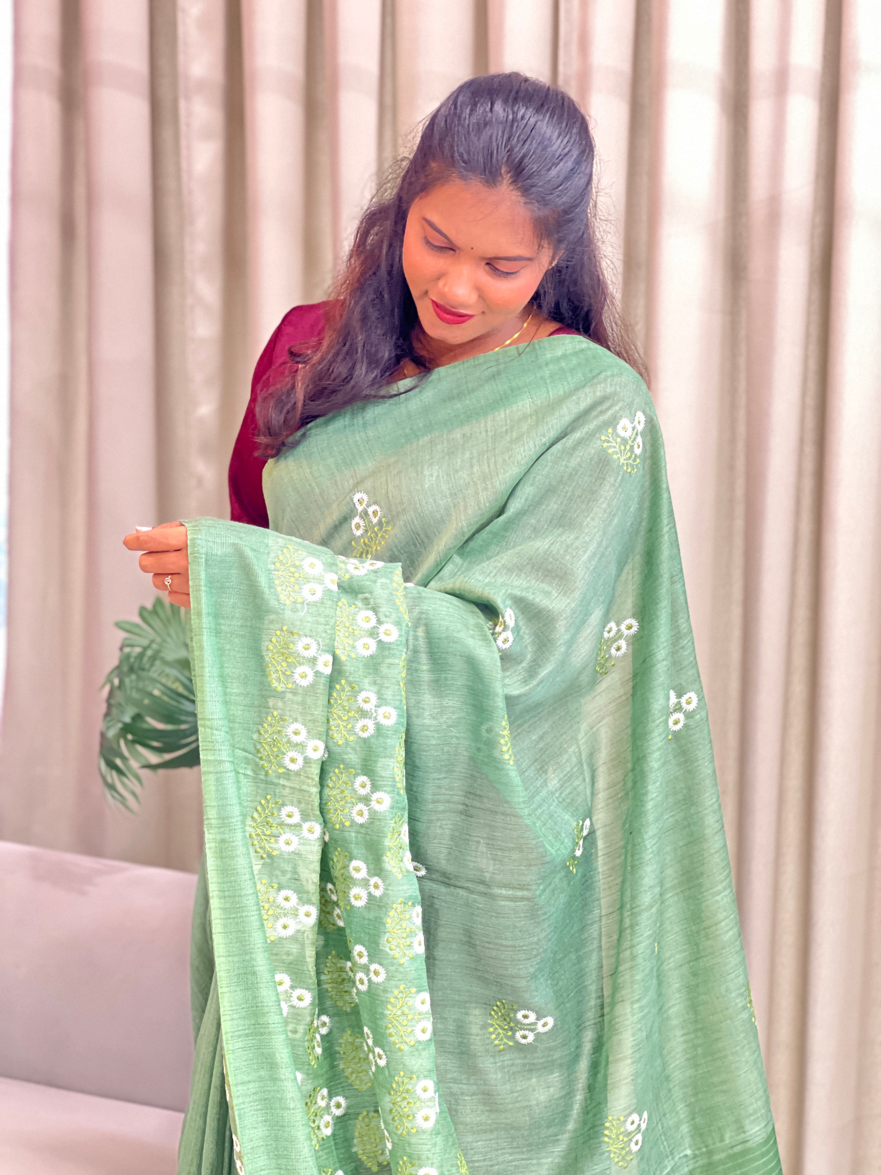 Floral Embroidery Pattern Baswada Saree | NHH666