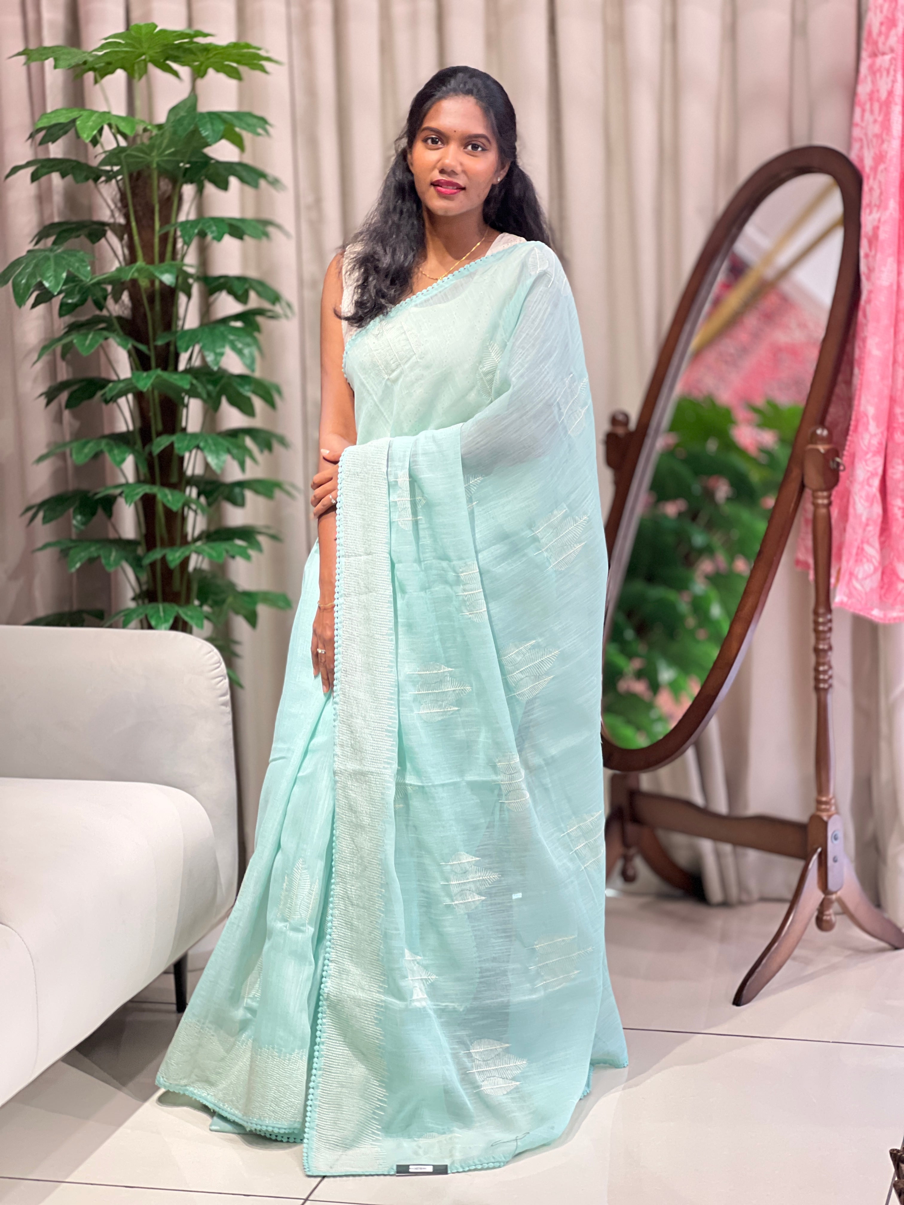 Embroidery Detailed Linen Cotton Saree | BLD2019