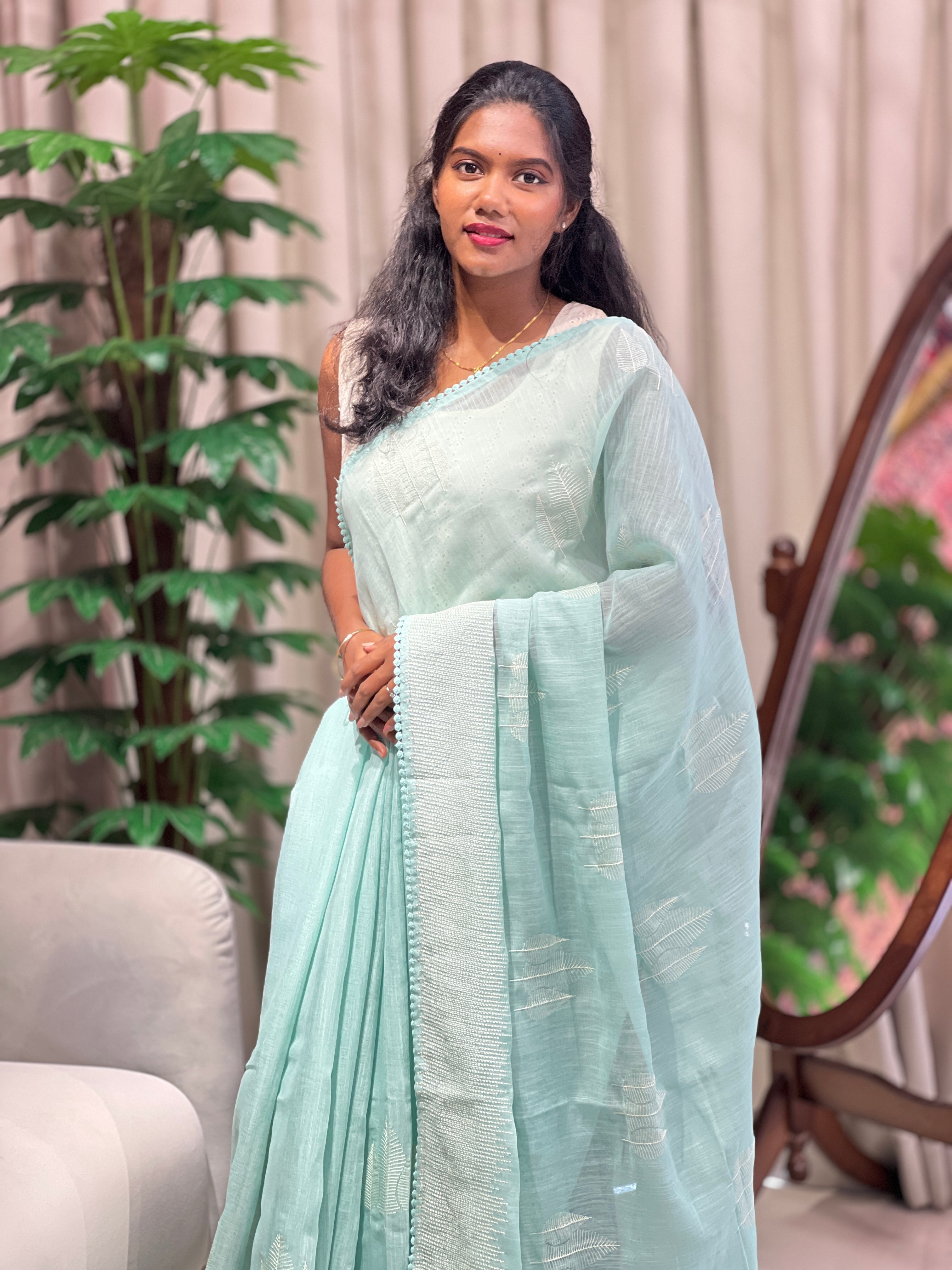Embroidery Detailed Linen Cotton Saree | BLD2019