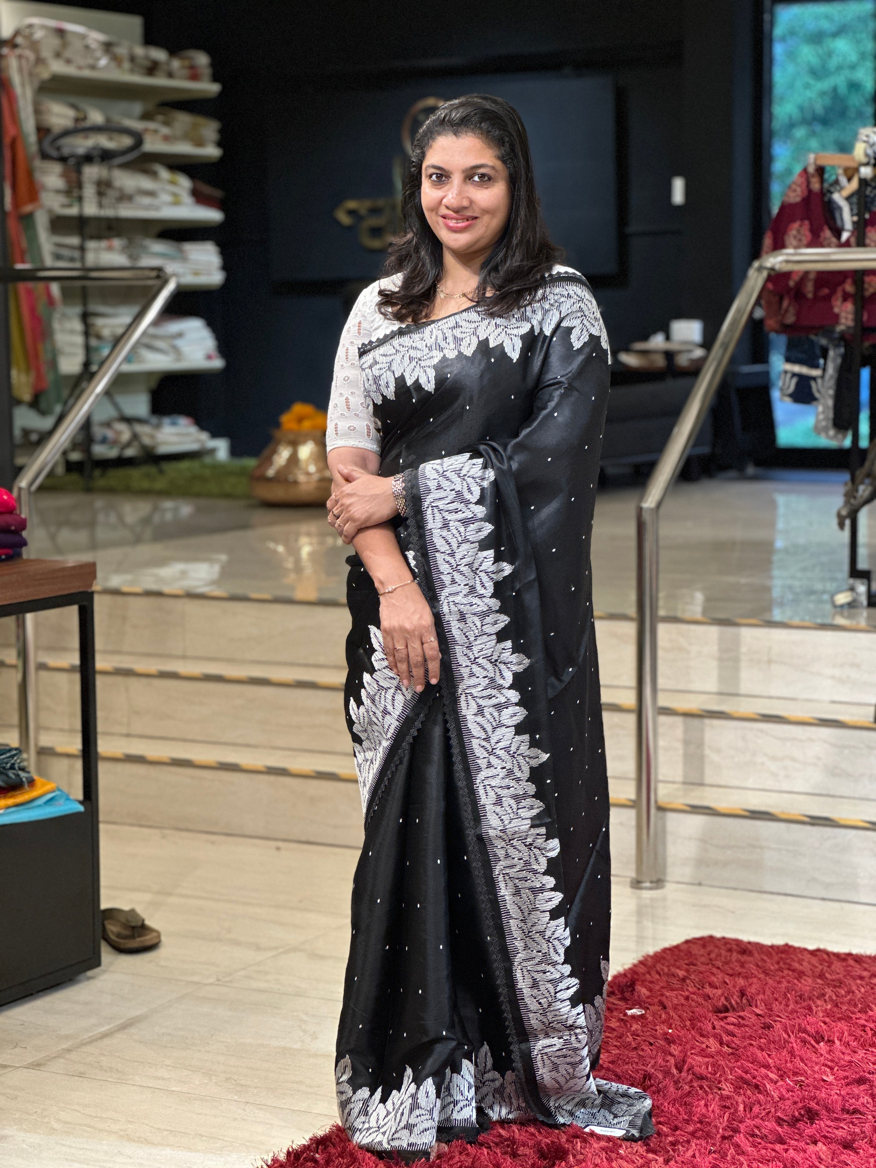 Machine Embroidery Detailed Dola Silk Saree | SUN526