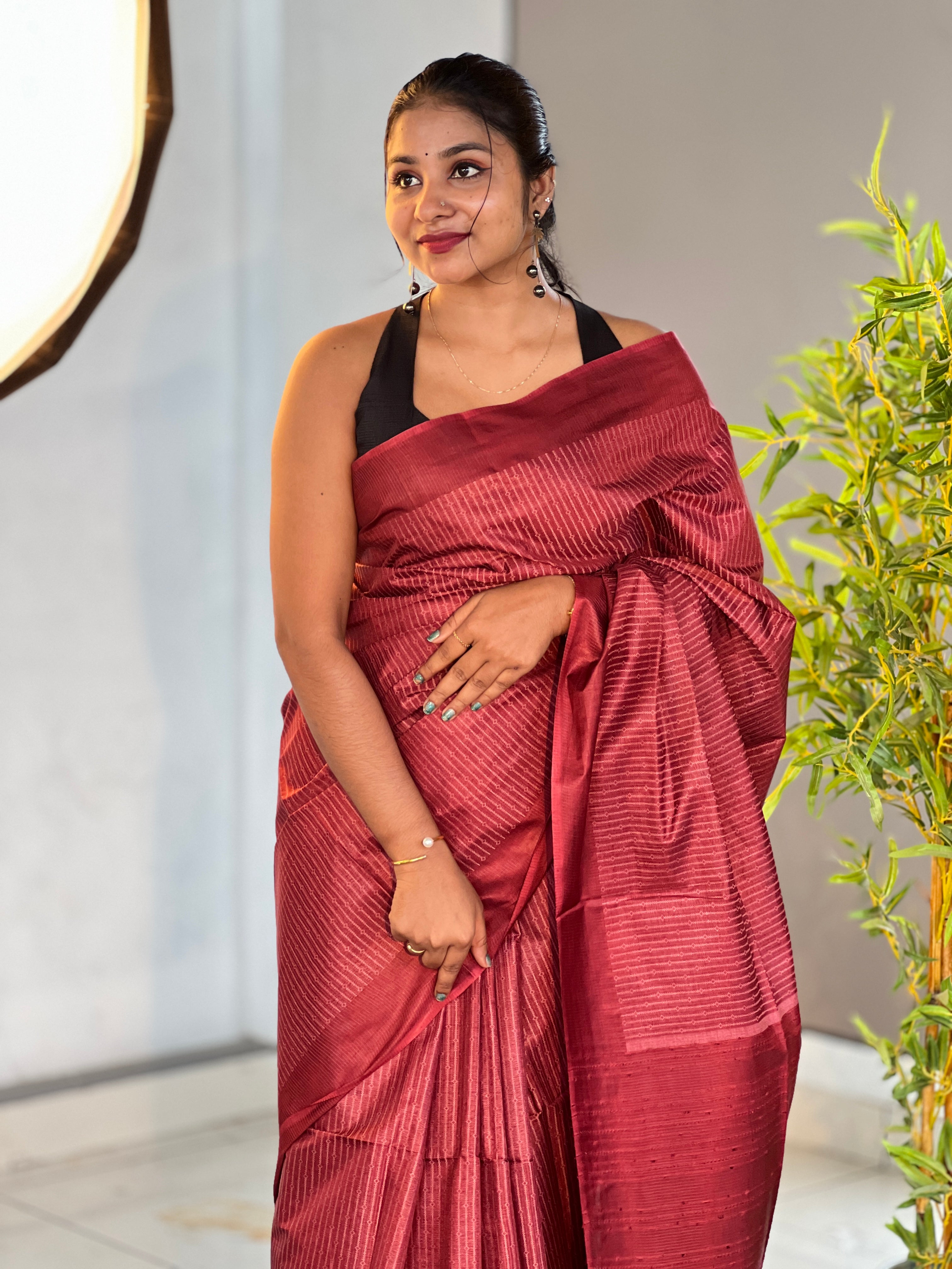 Thread Weaving Stripes Patterned Semi Tussar Saree | PNS126