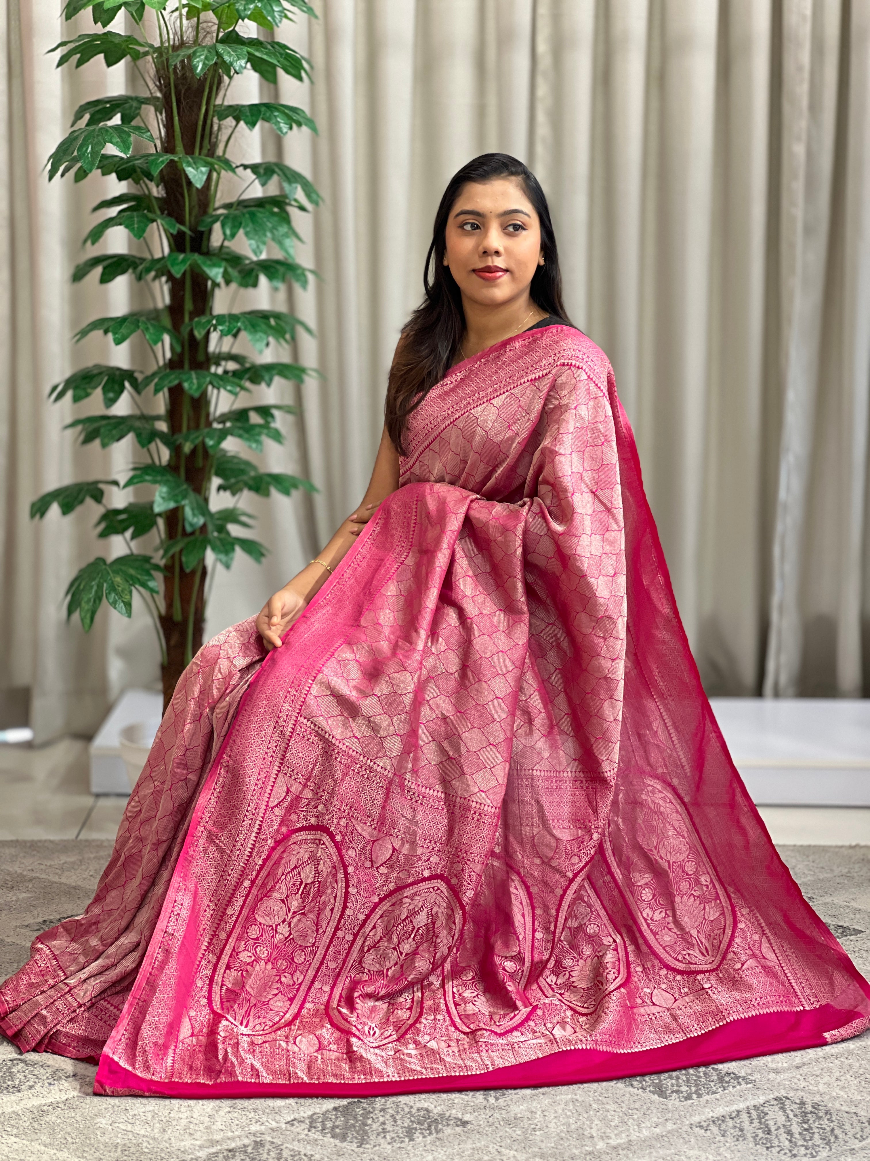 Traditional Meenakari Buta Georgette Banarasi Saree | YNG1274